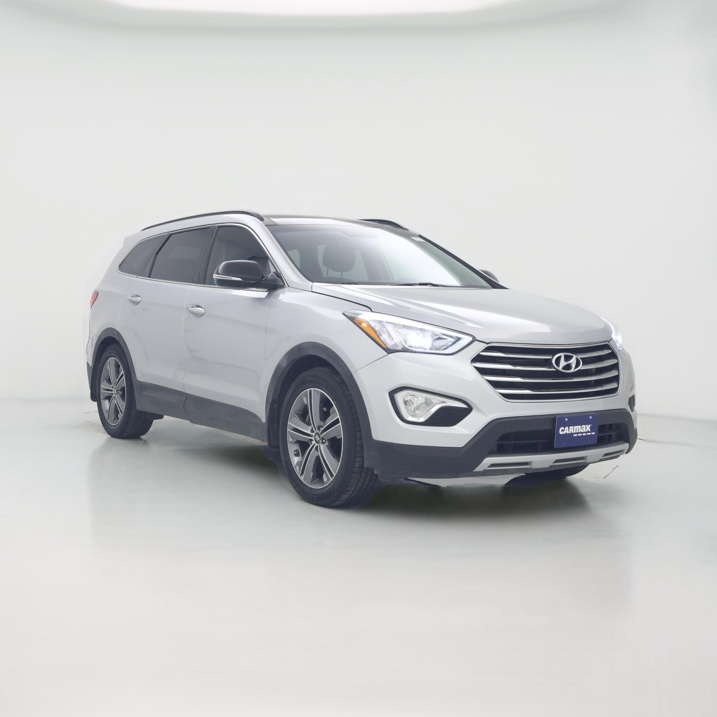Thumbnail: 2016 Hyundai Santa Fe - 1
