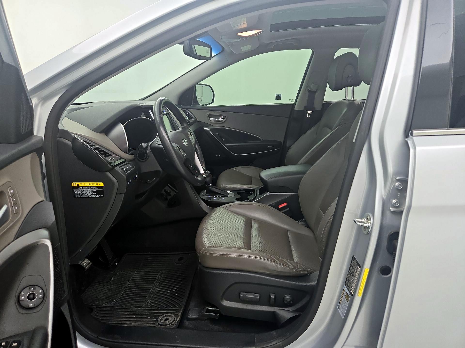 Thumbnail: 2016 Hyundai Santa Fe - 11