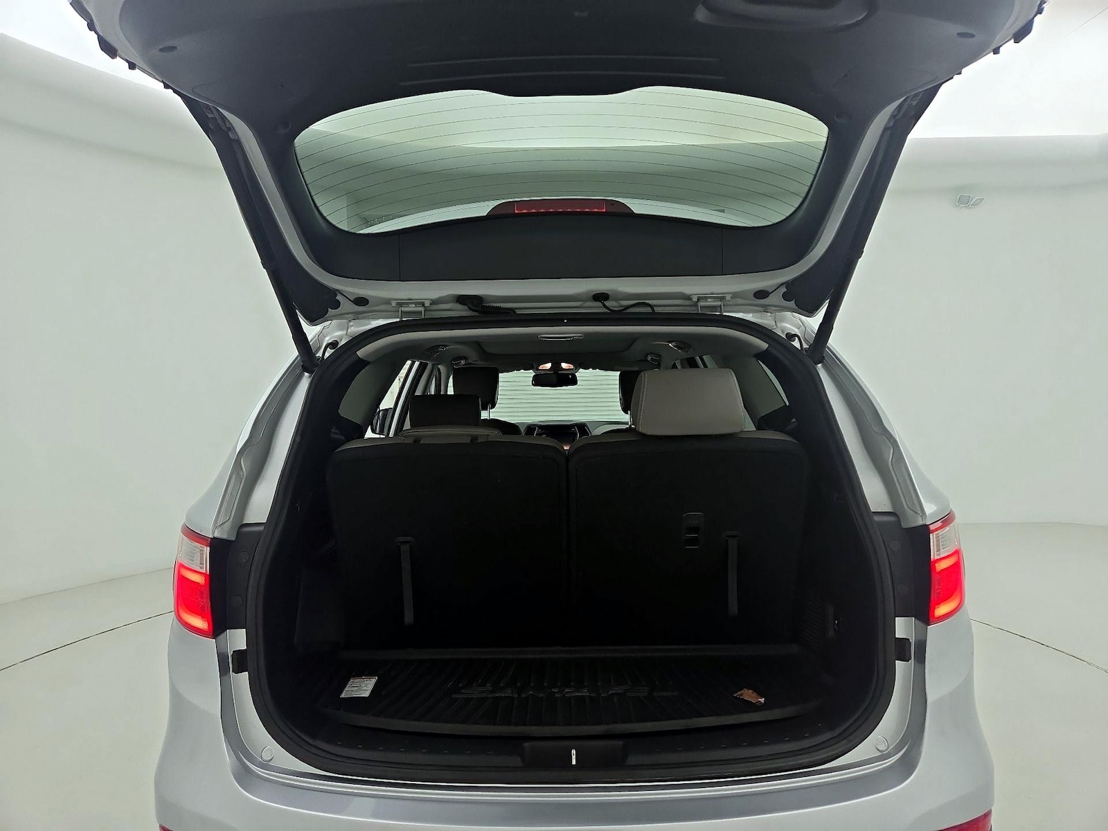 2016 Hyundai Santa Fe Limited - Photo 23
