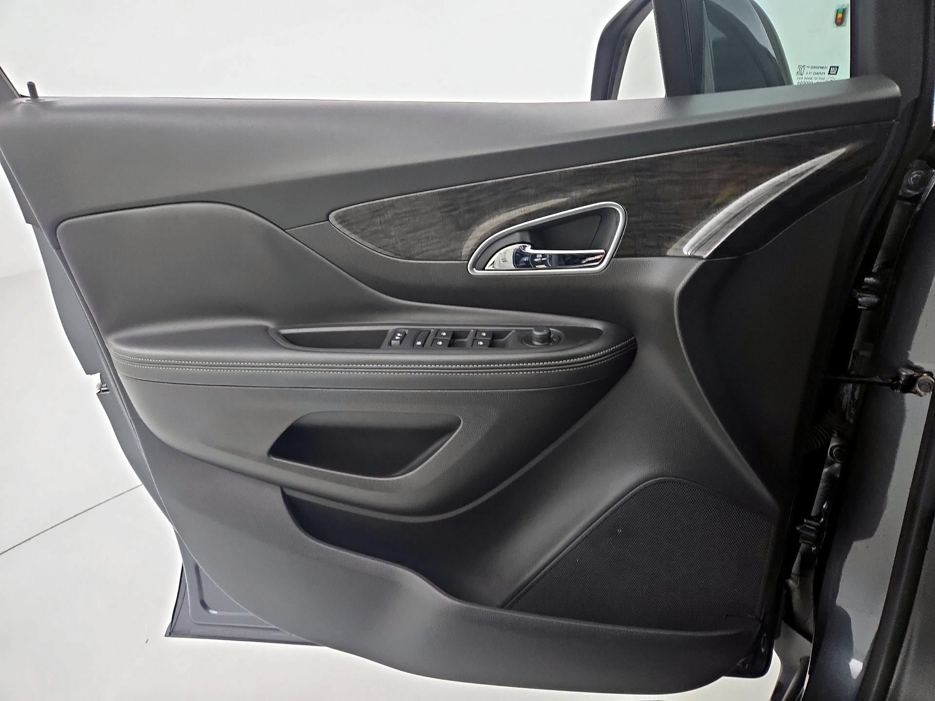 Thumbnail: 2016 Buick Encore - 12