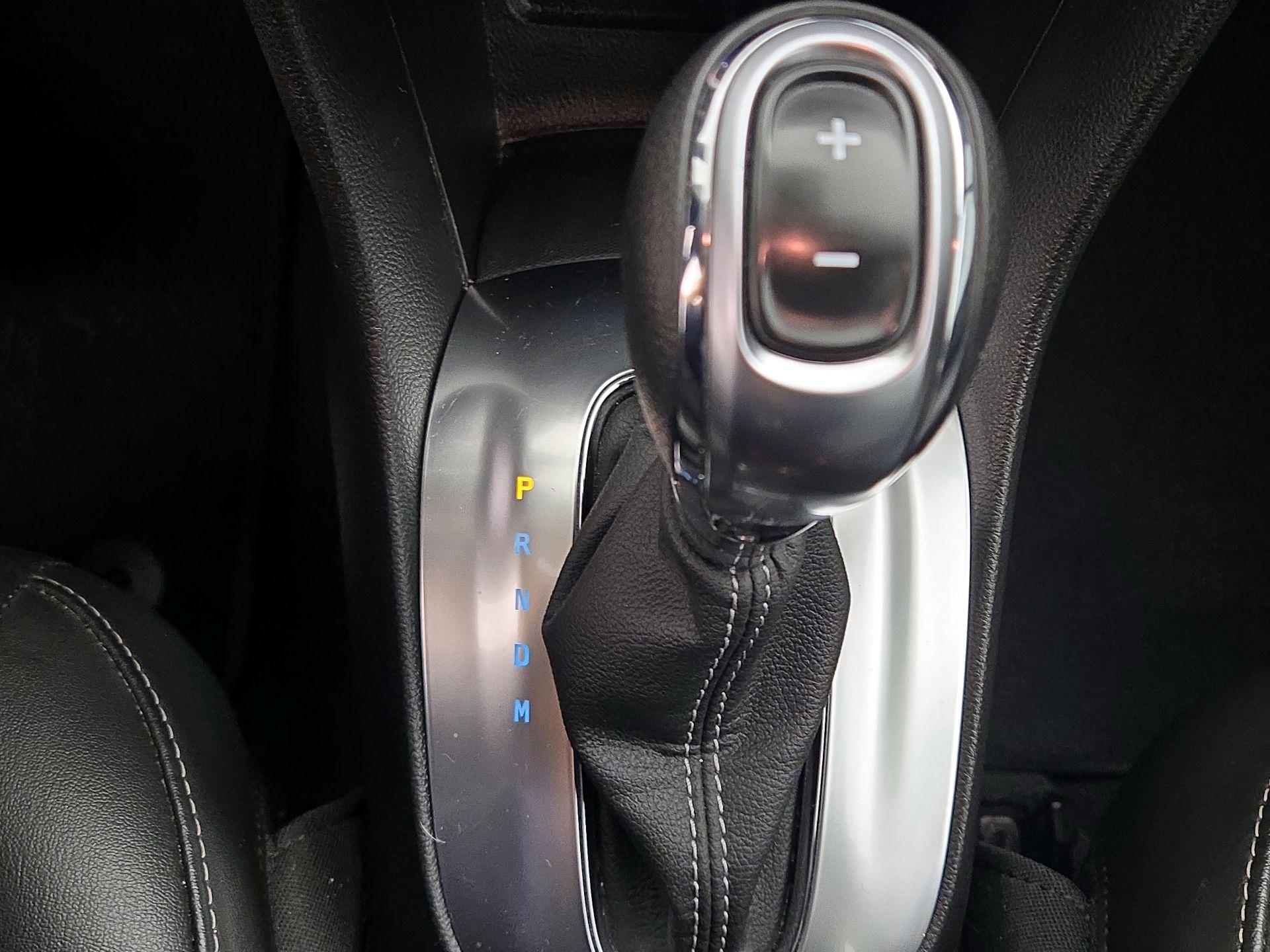 Thumbnail: 2016 Buick Encore - 18