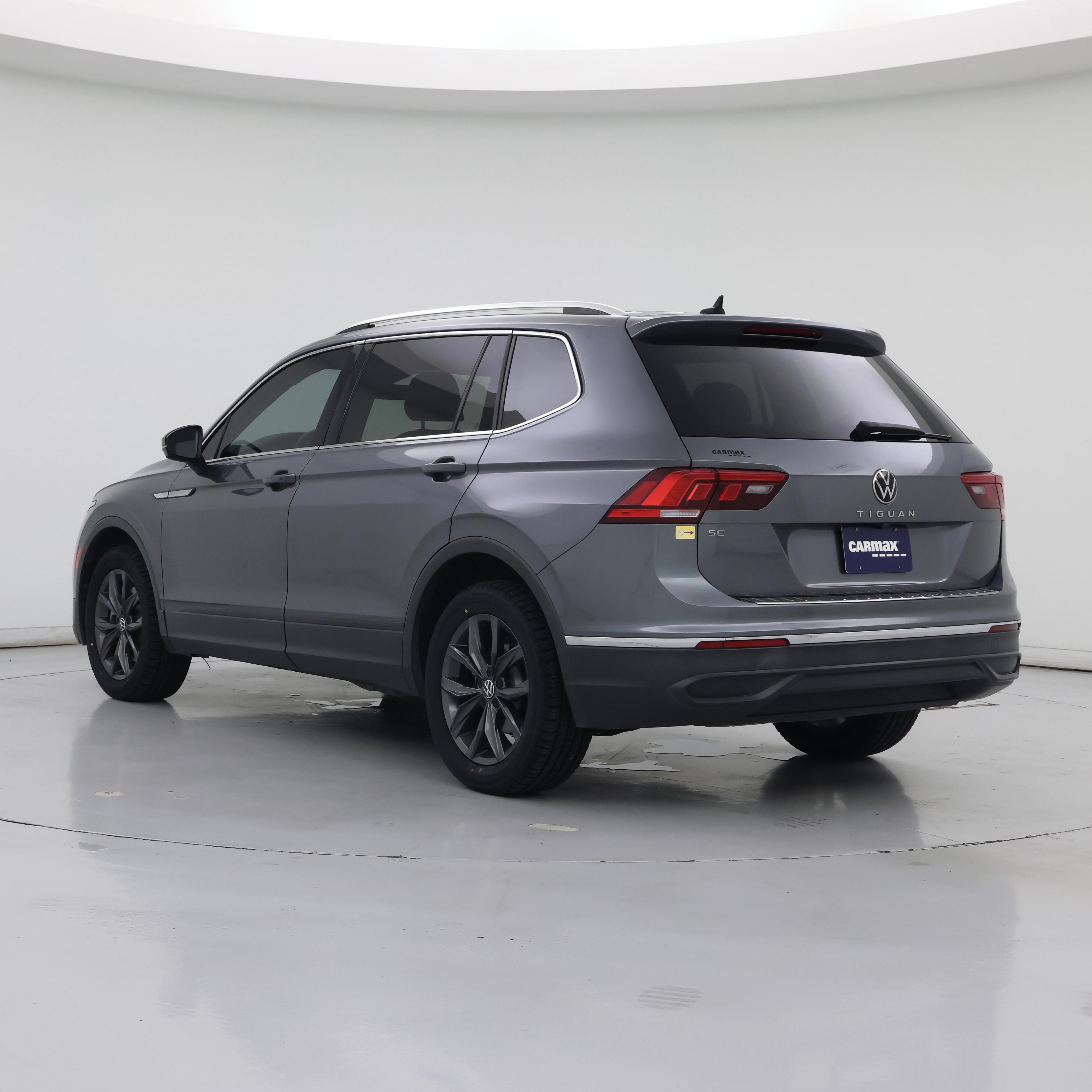 Thumbnail: 2022 Volkswagen Tiguan - 2