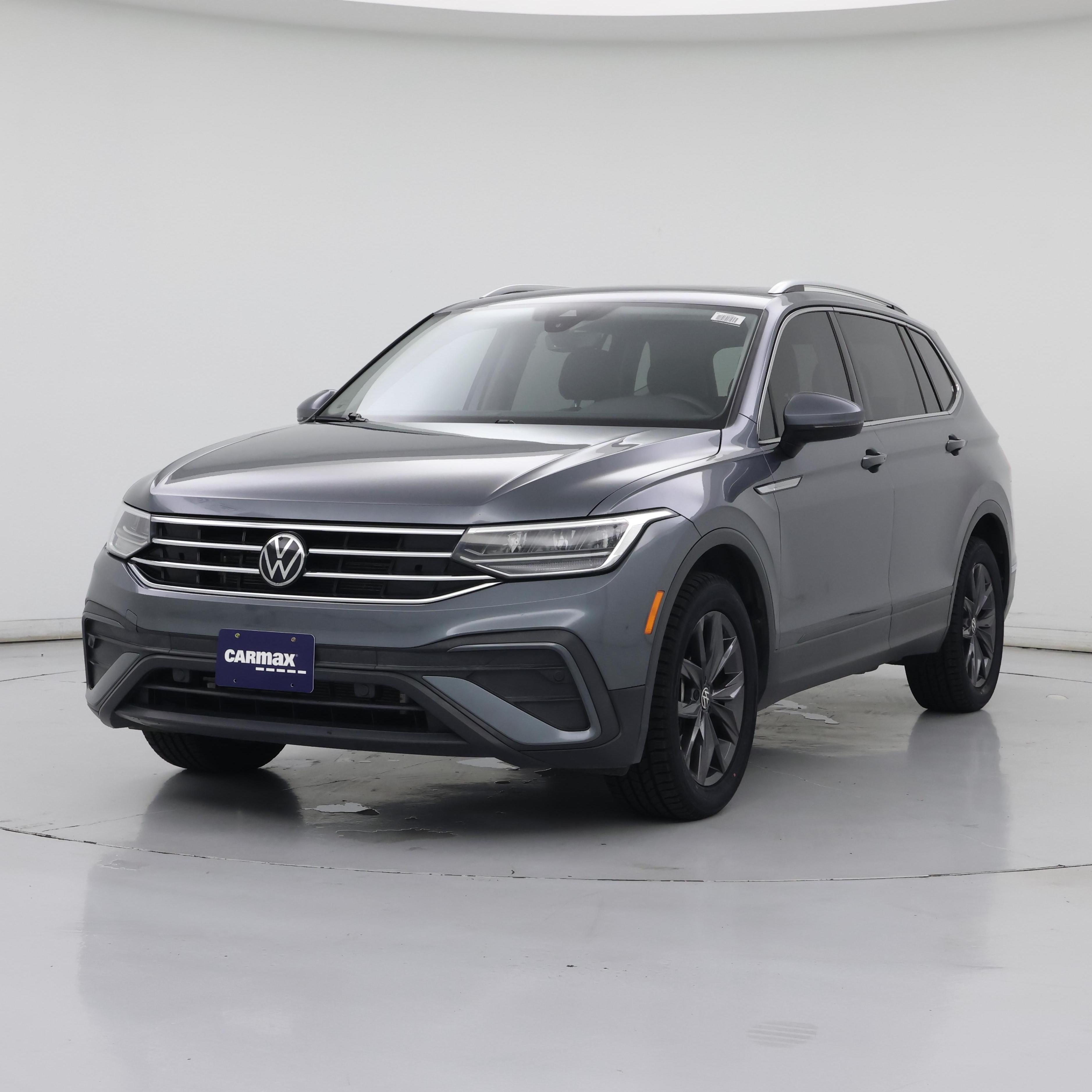 Thumbnail: 2022 Volkswagen Tiguan - 4