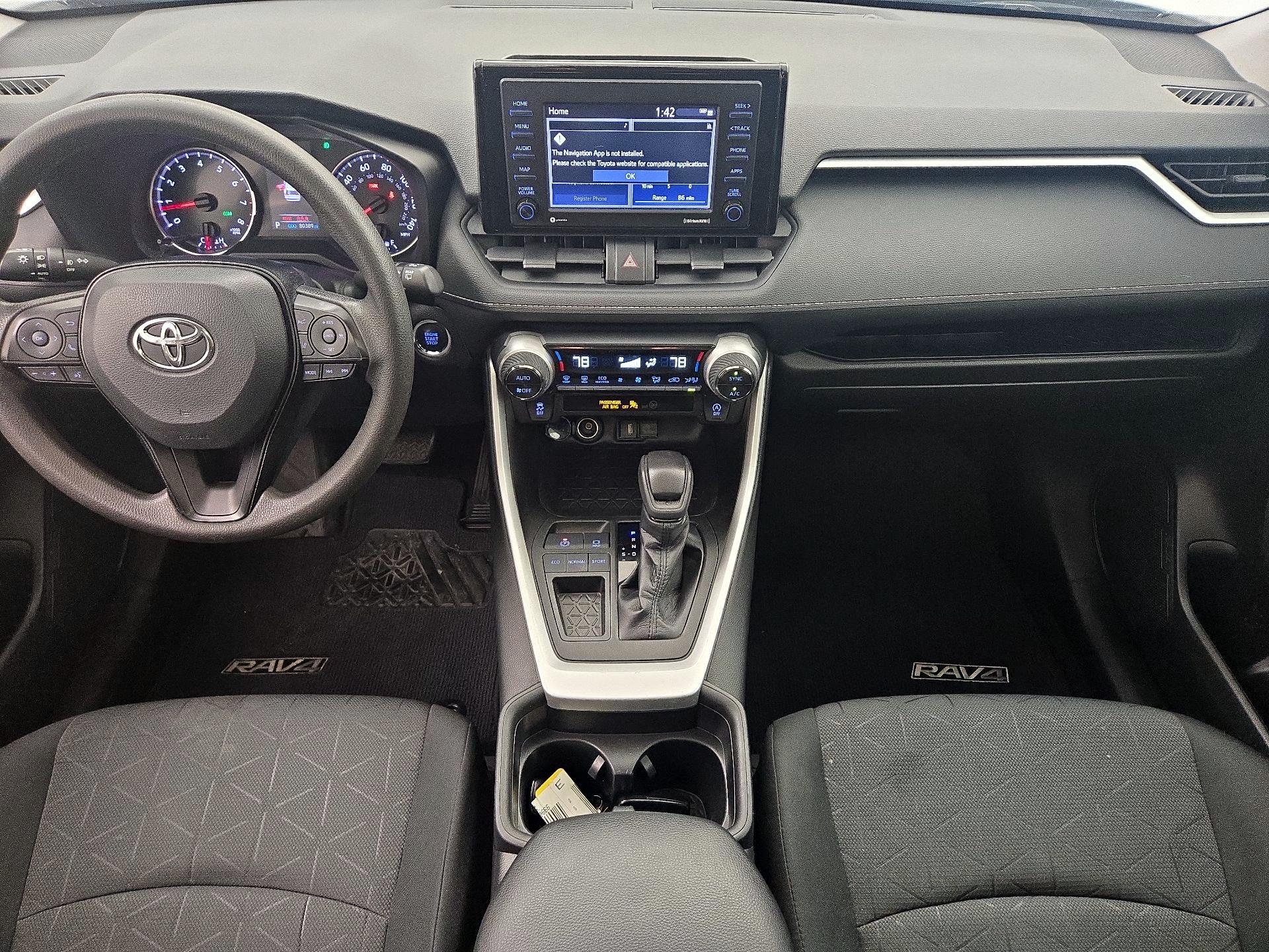 Thumbnail: 2020 Toyota RAV4 - 9