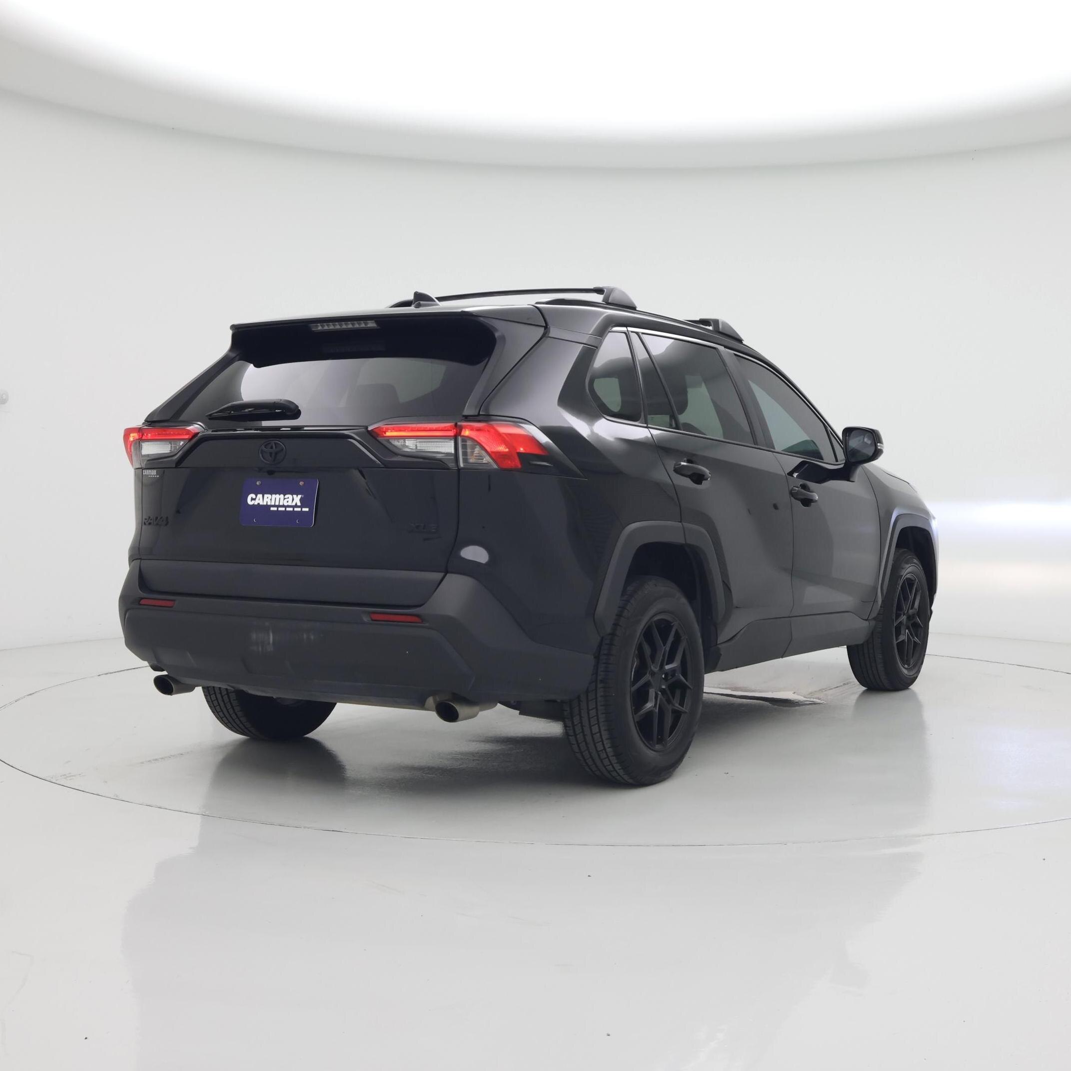 Thumbnail: 2020 Toyota RAV4 - 8