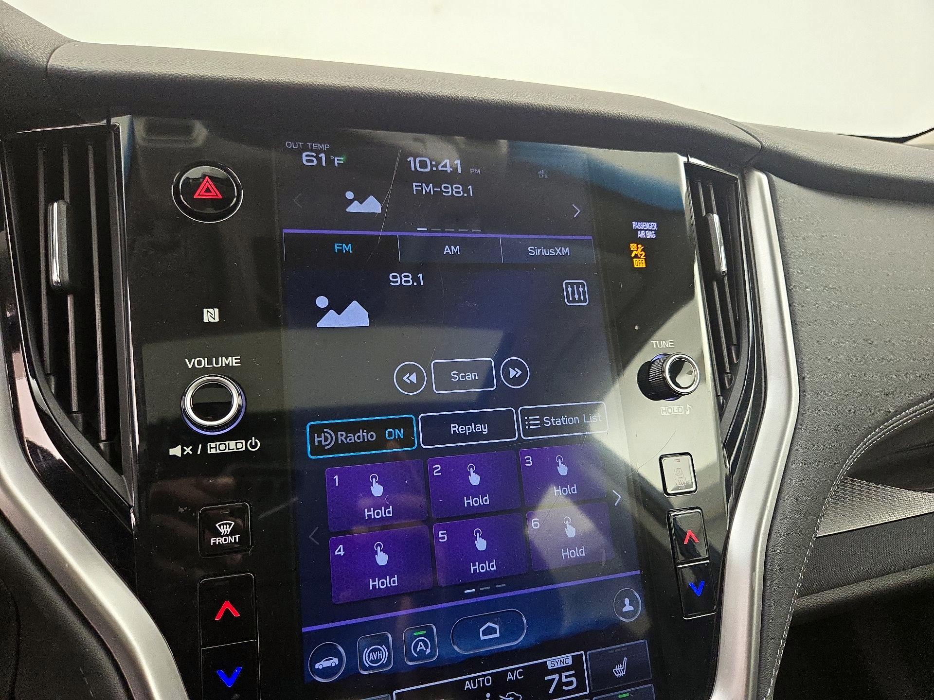 Thumbnail: 2022 Subaru Outback - 16