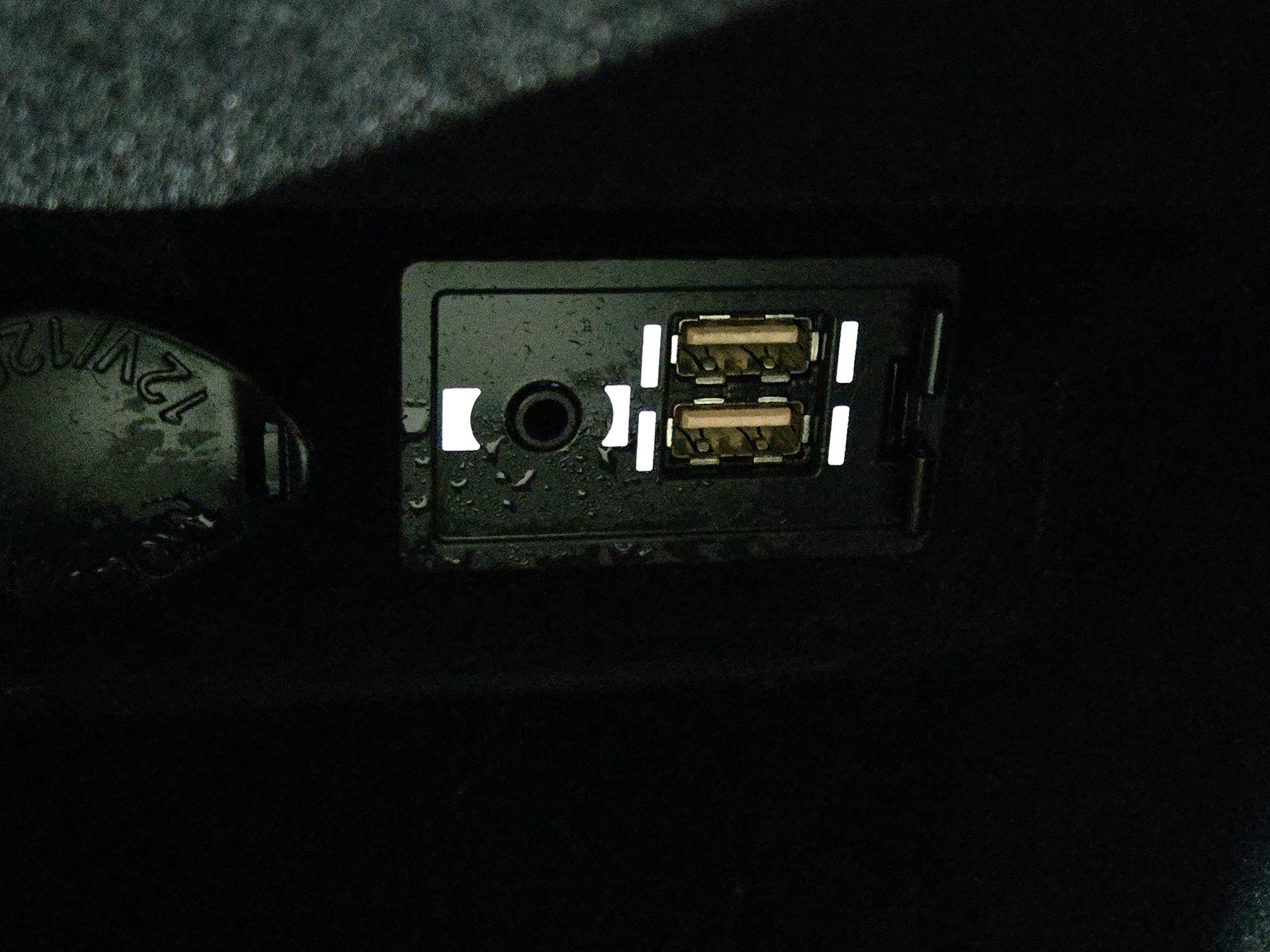 Thumbnail: 2017 Lexus ES - 18