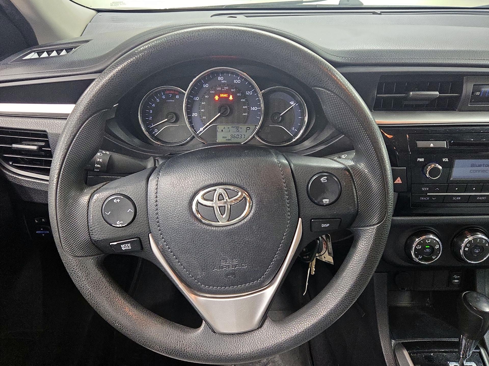 Thumbnail: 2014 Toyota Corolla - 10