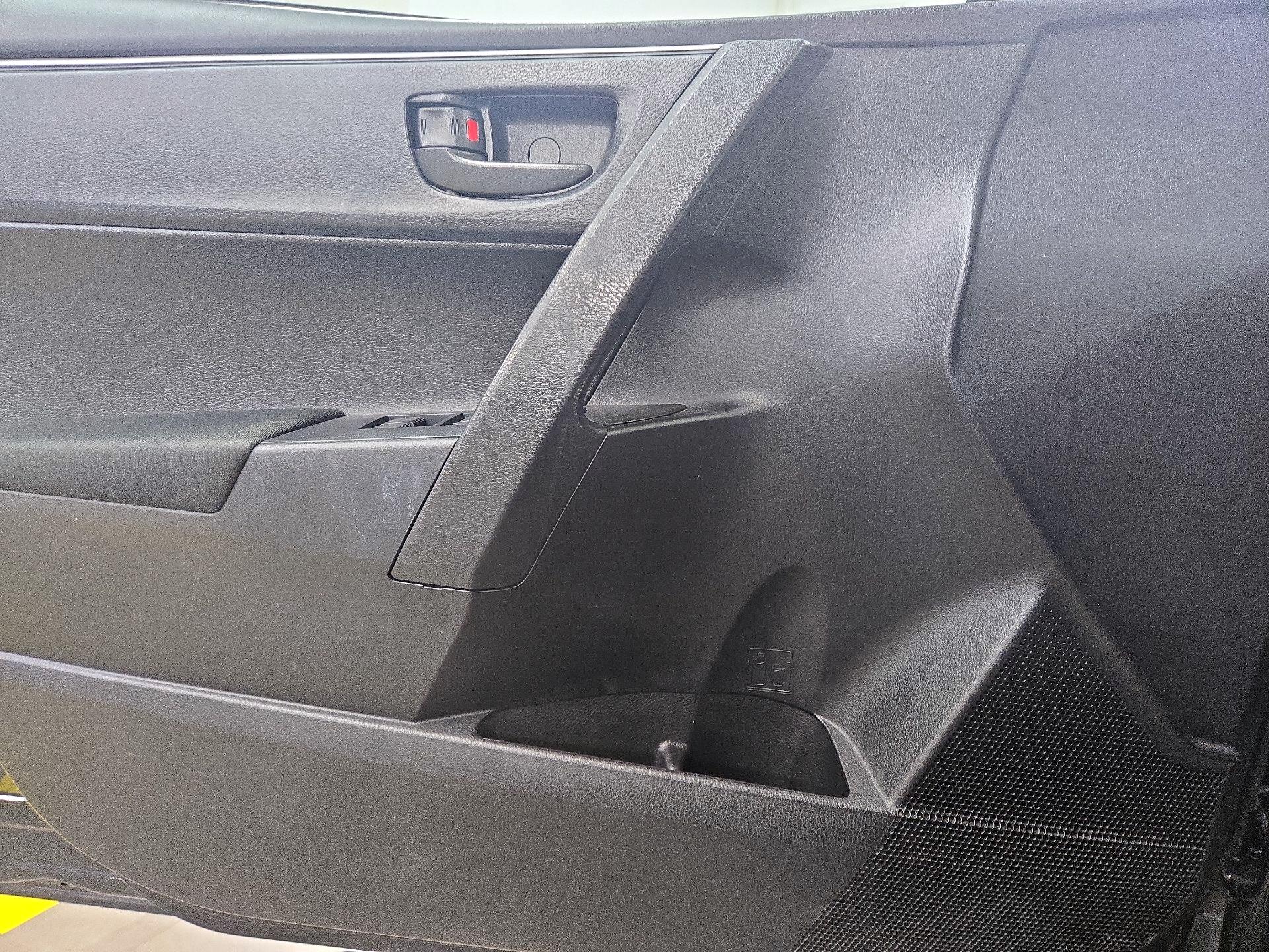 Thumbnail: 2014 Toyota Corolla - 12