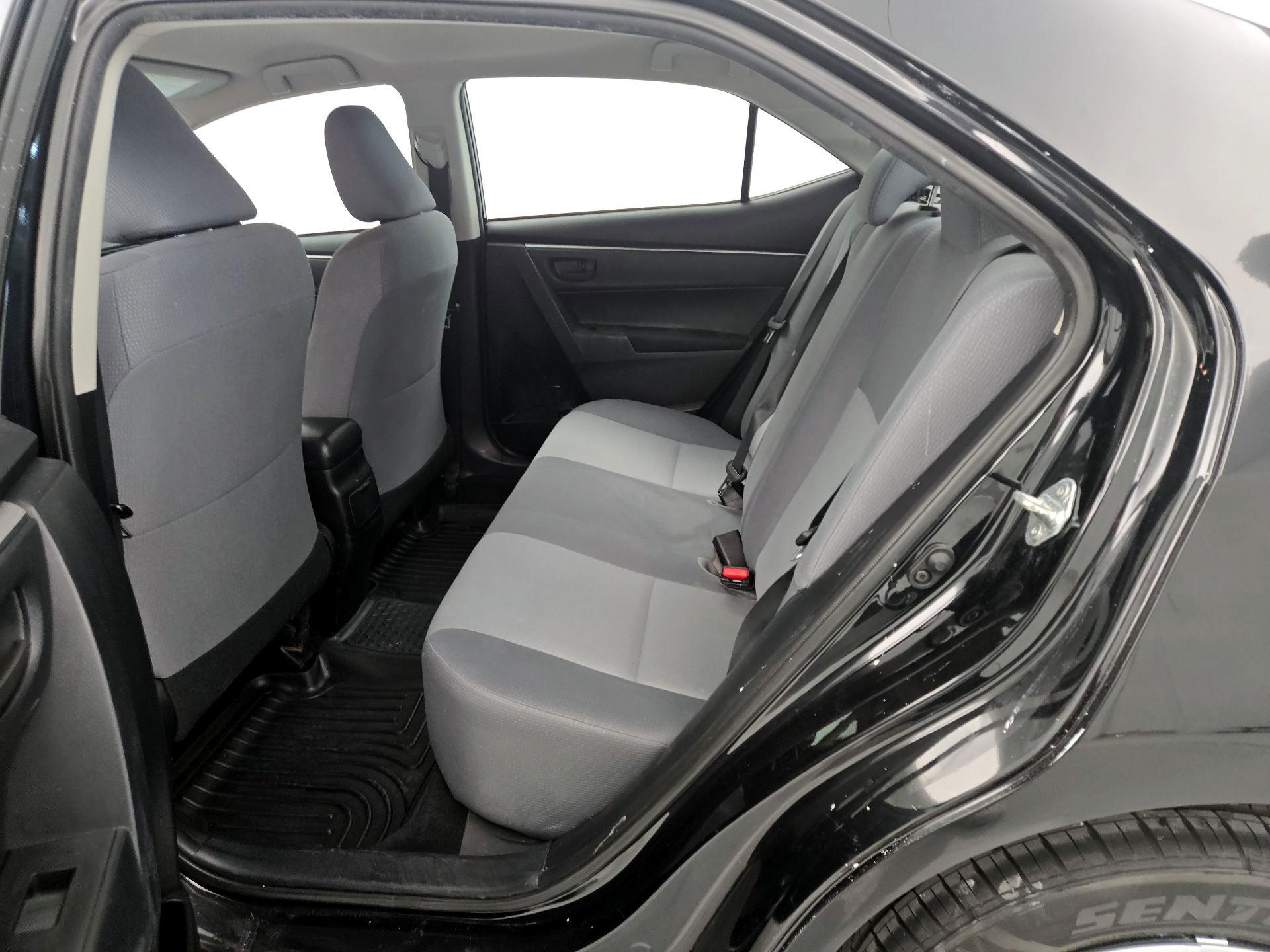 Thumbnail: 2014 Toyota Corolla - 18