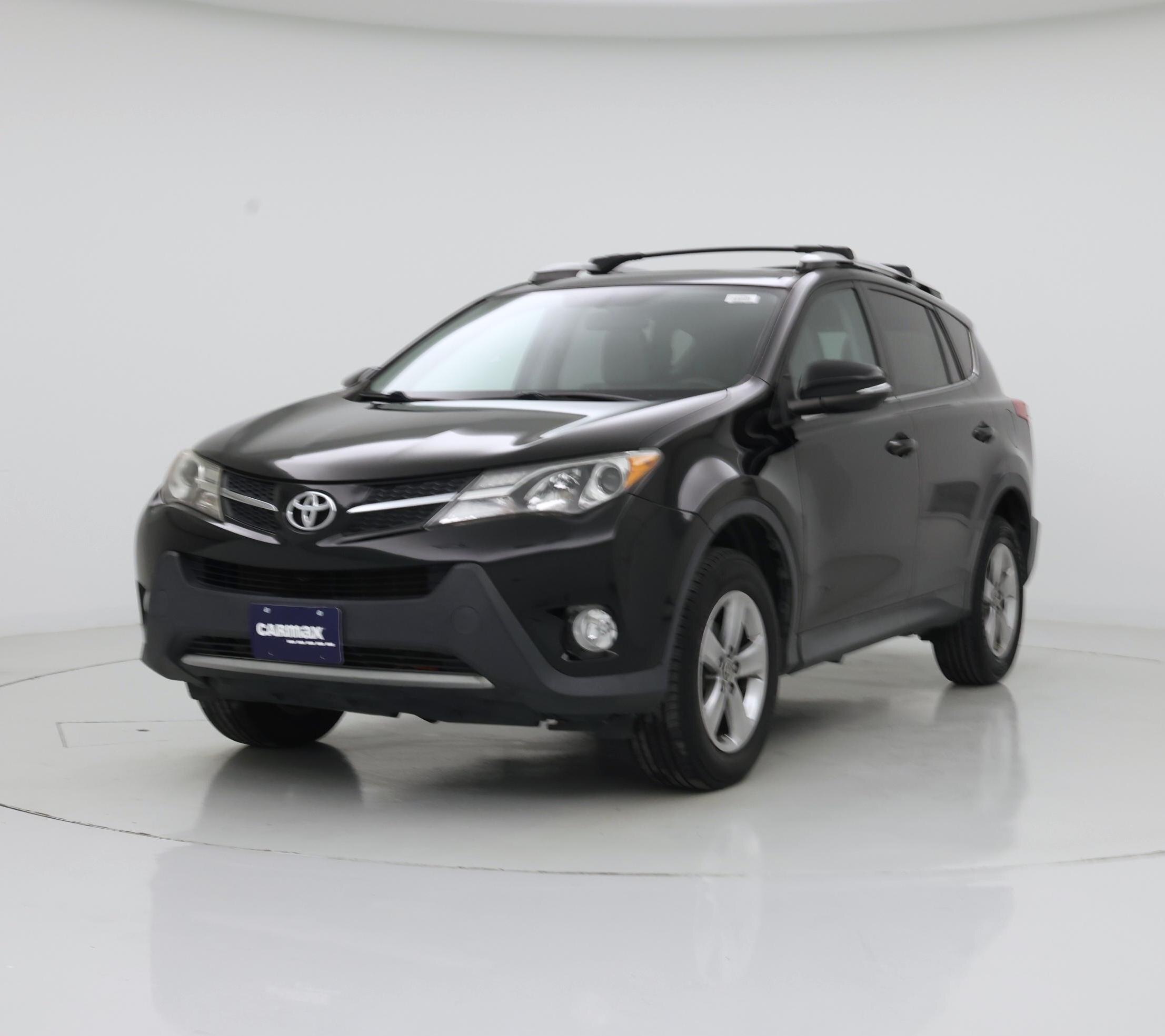 Thumbnail: 2015 Toyota RAV4 - 4