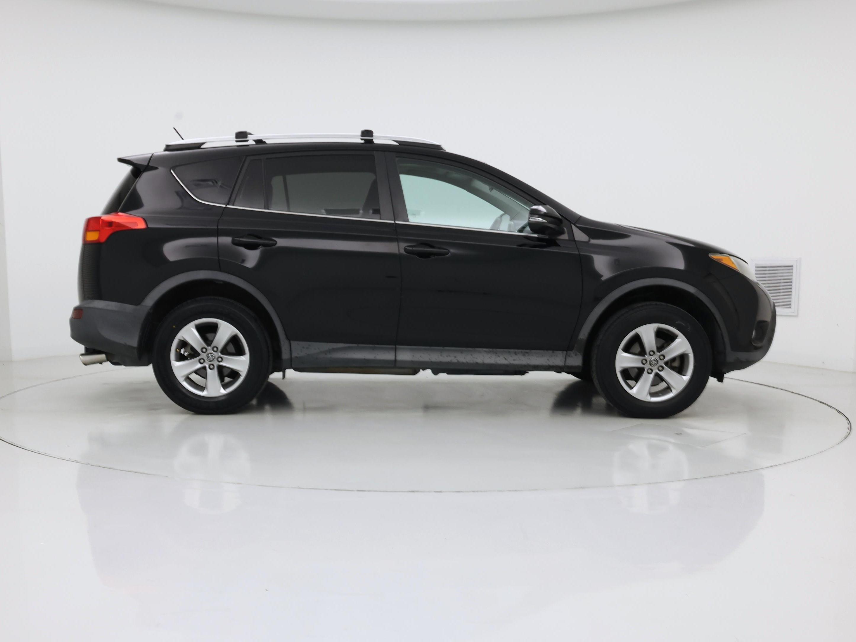 Thumbnail: 2015 Toyota RAV4 - 7