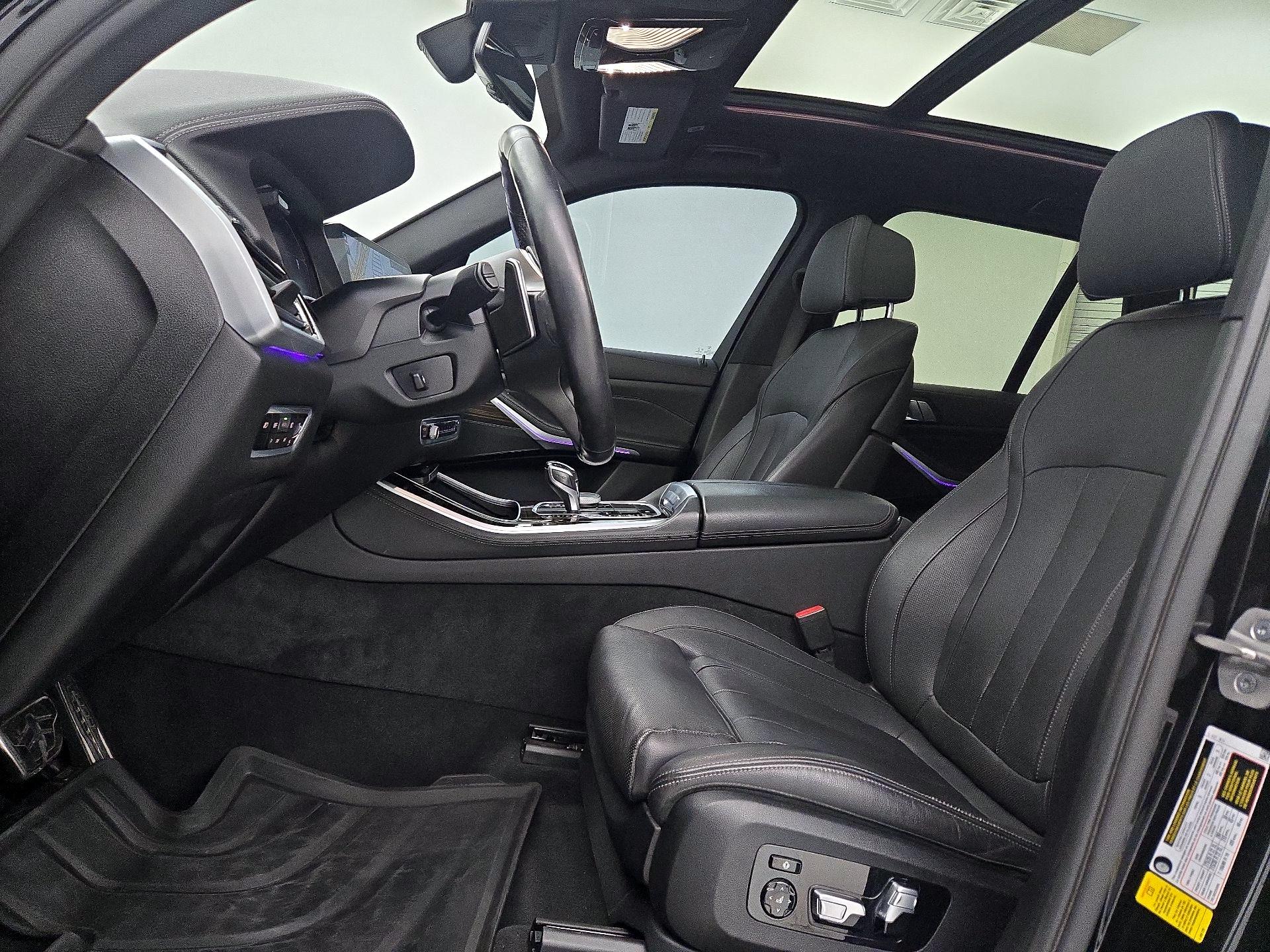Thumbnail: 2021 BMW X5 - 11