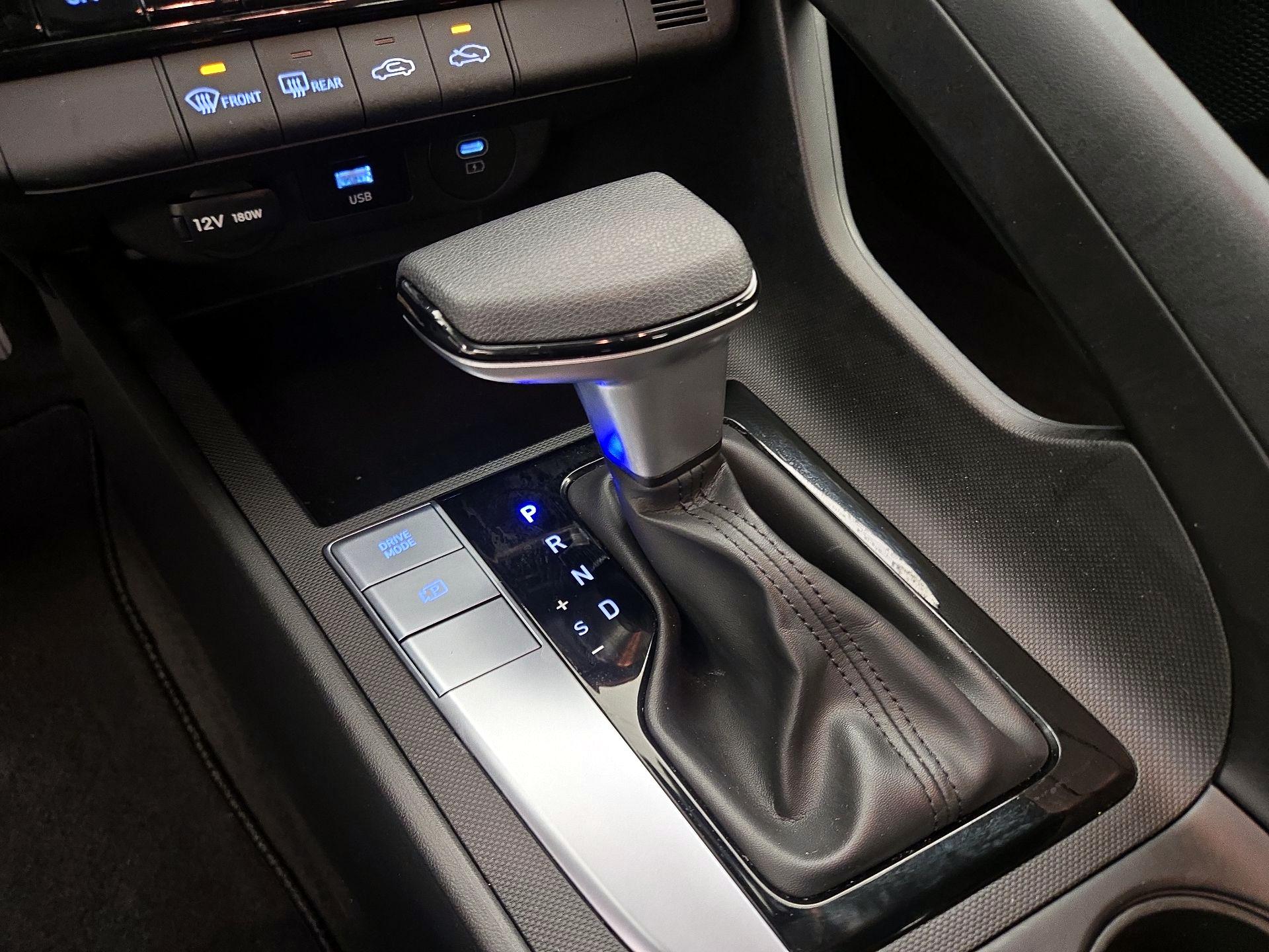 Thumbnail: 2024 Hyundai Elantra - 18