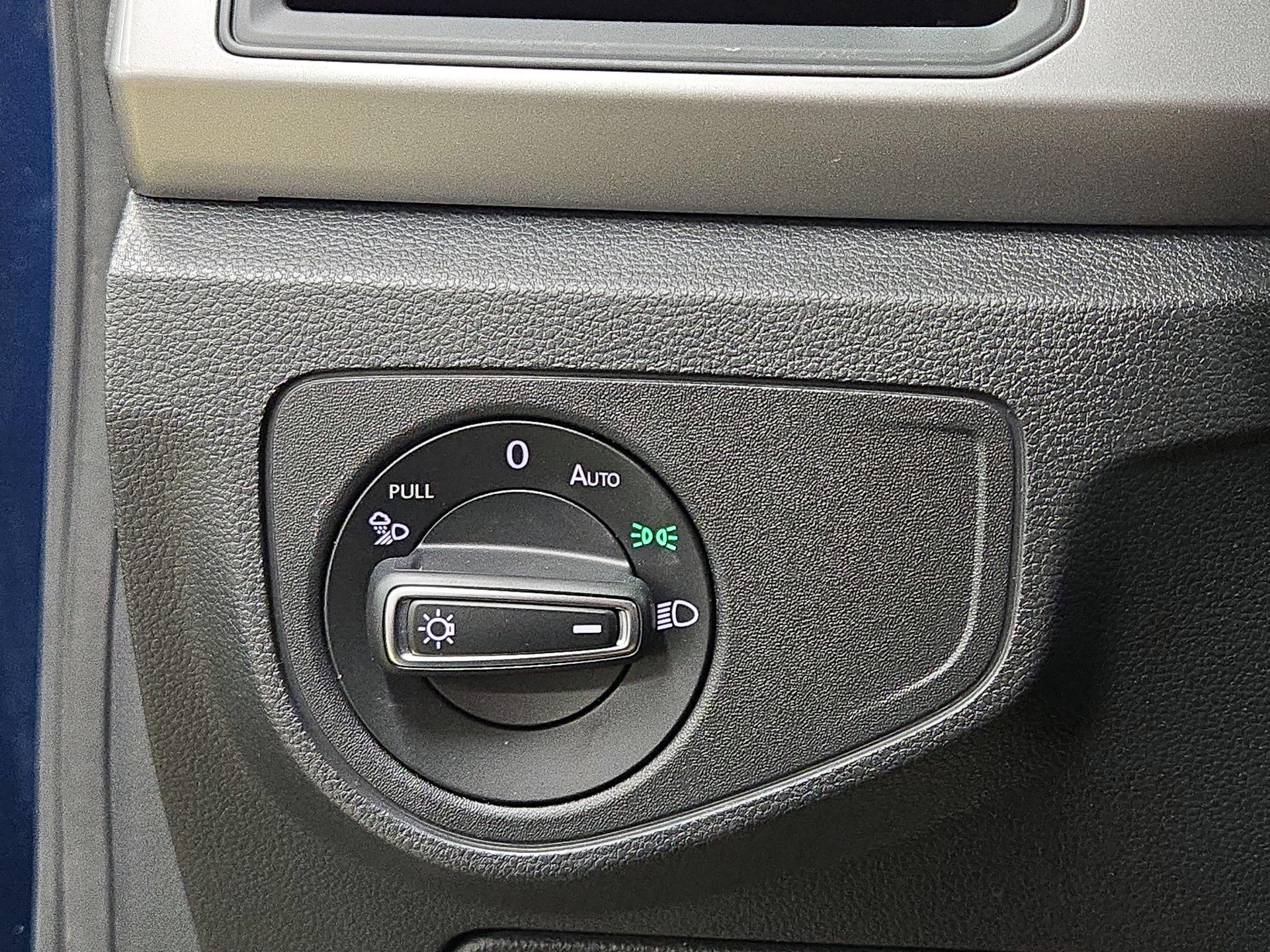 Thumbnail: 2020 Volkswagen Atlas - 13