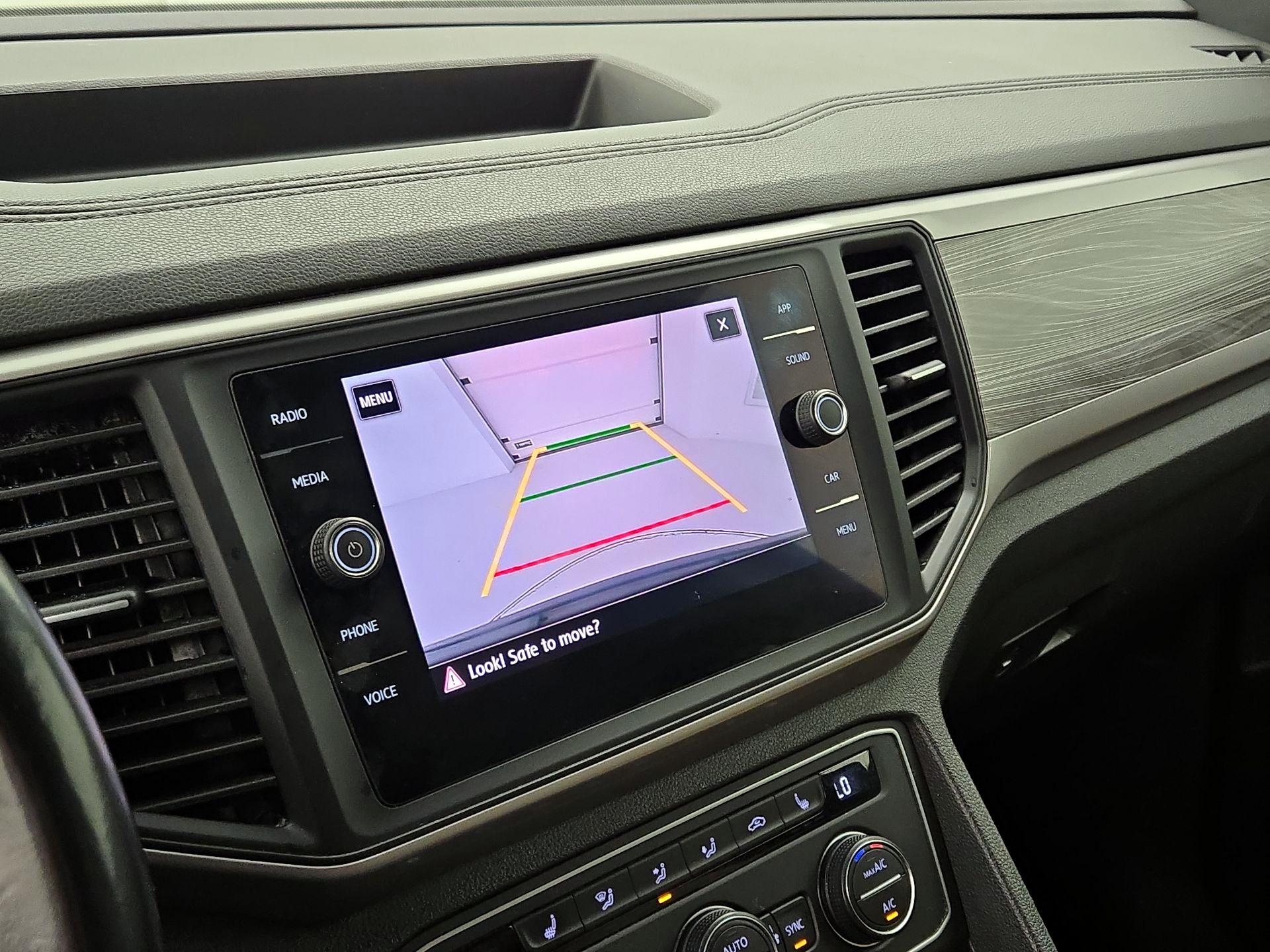 Thumbnail: 2020 Volkswagen Atlas - 14