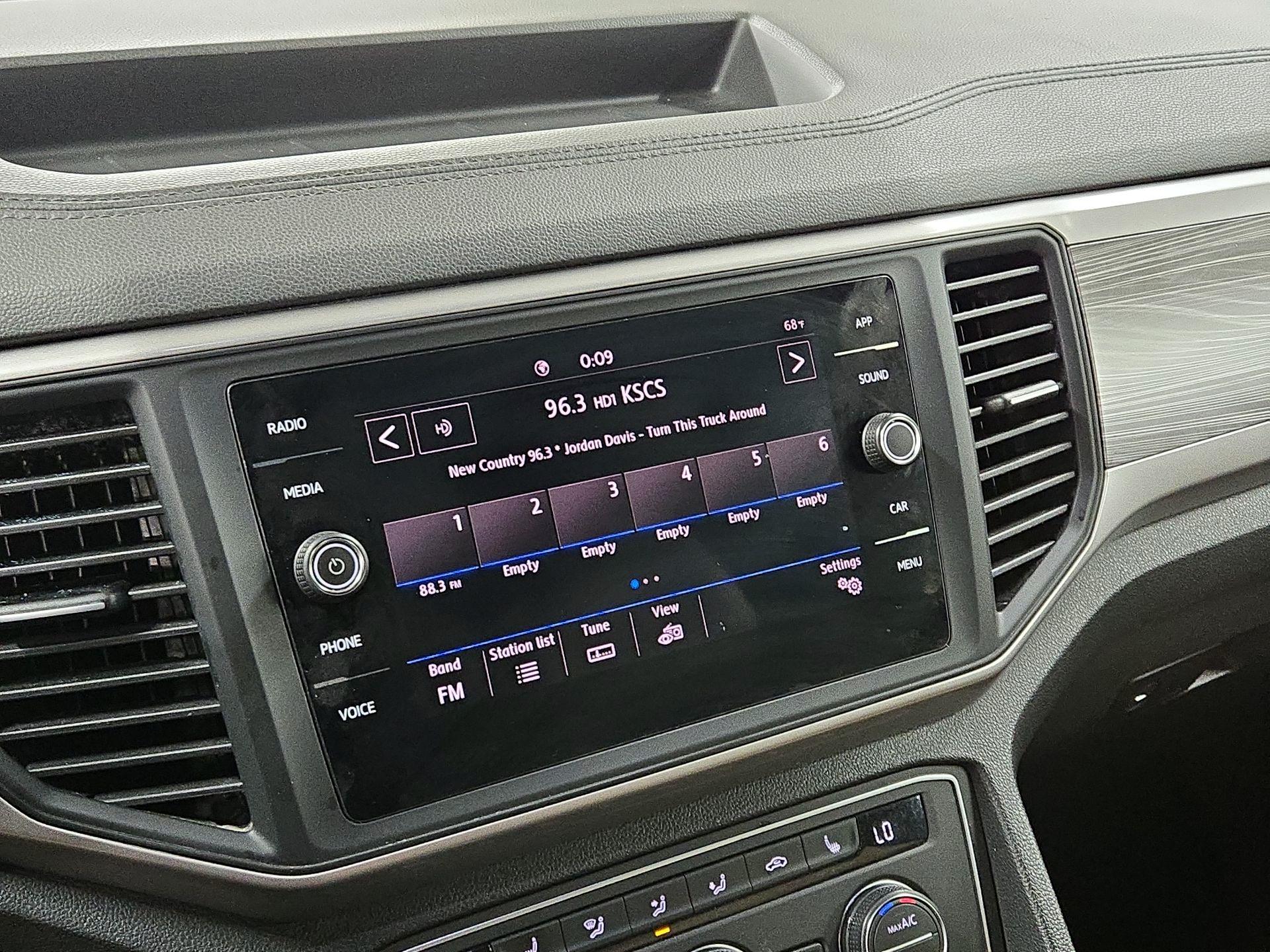 Thumbnail: 2020 Volkswagen Atlas - 15