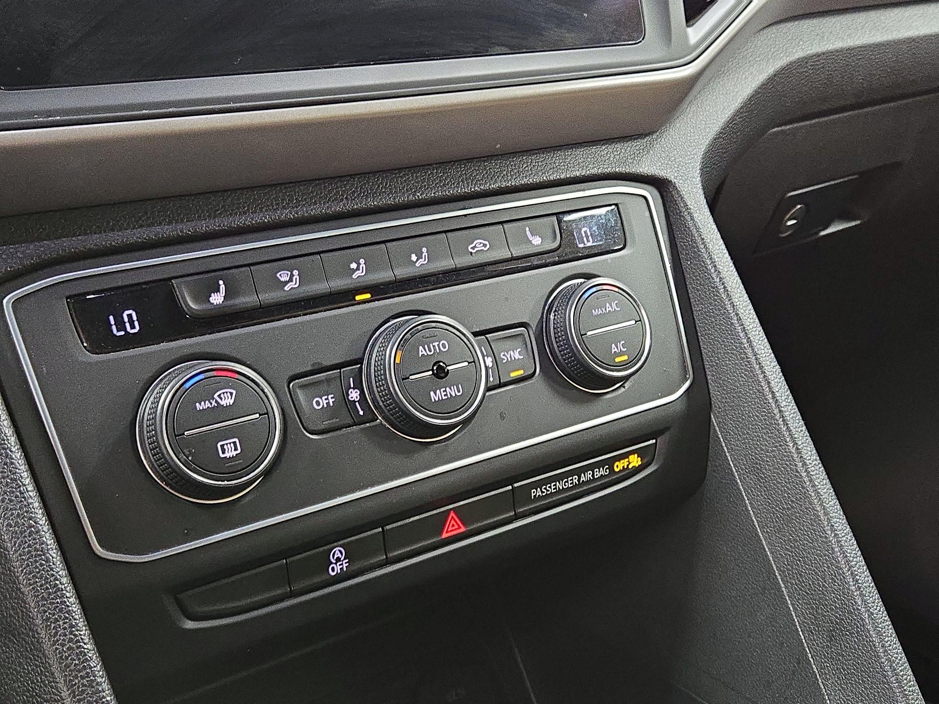 Thumbnail: 2020 Volkswagen Atlas - 16