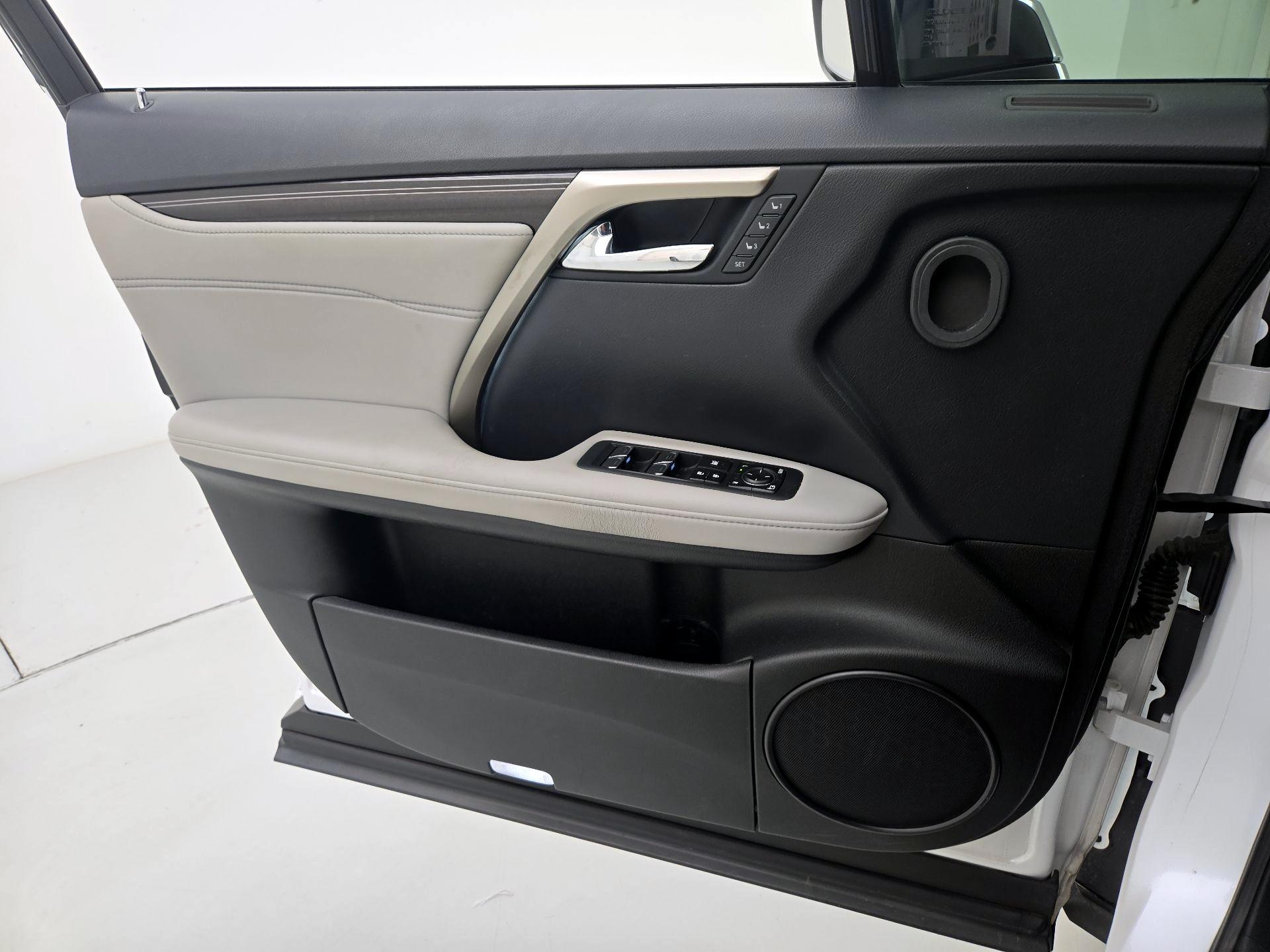 Thumbnail: 2019 Lexus RX - 12