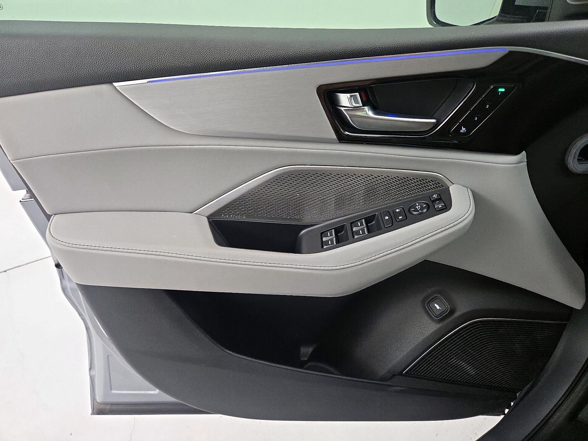 Thumbnail: 2024 Acura MDX - 12