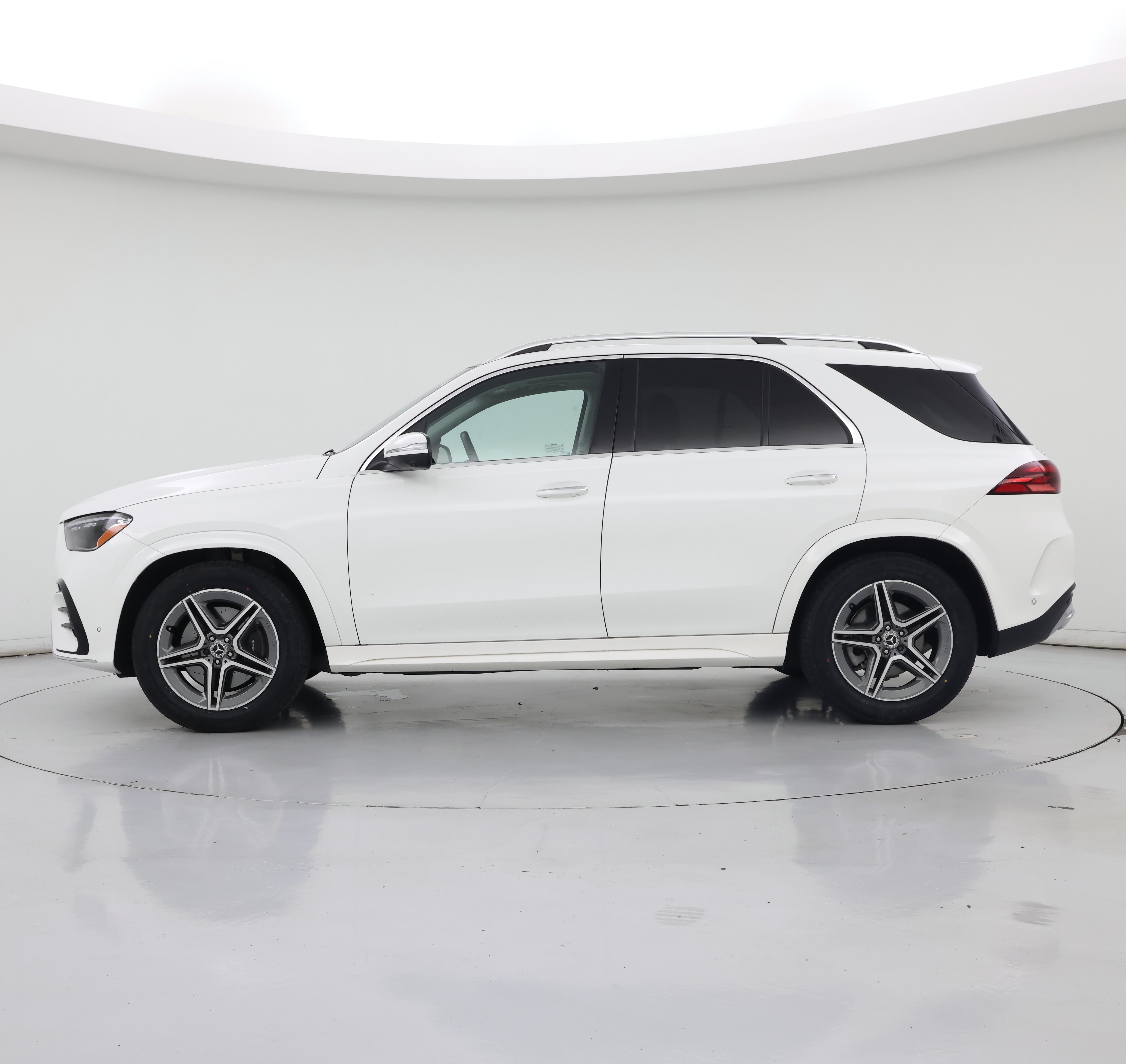 Thumbnail: 2025 Mercedes-Benz GLE - 3