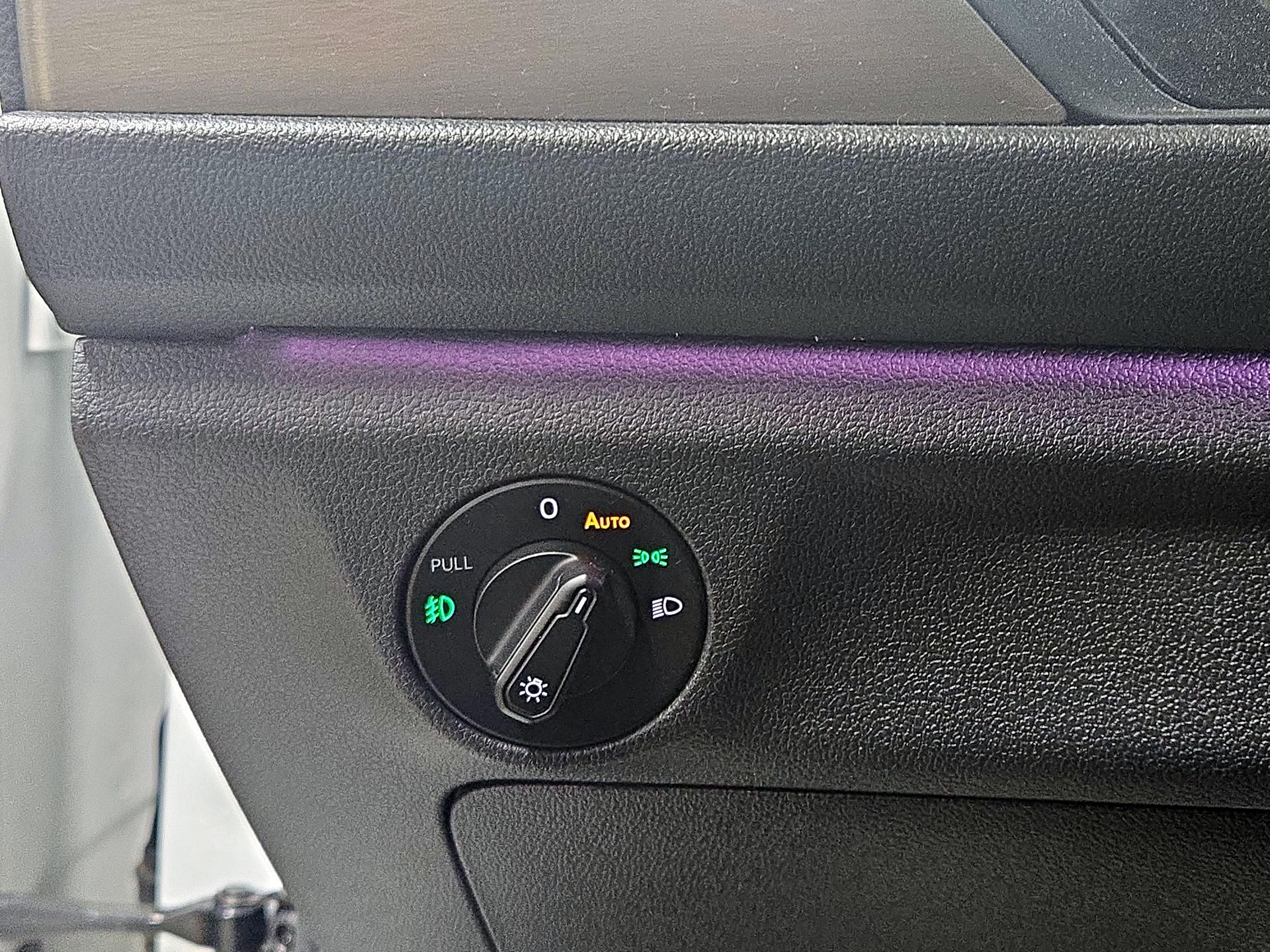 Thumbnail: 2019 Volkswagen Jetta - 13