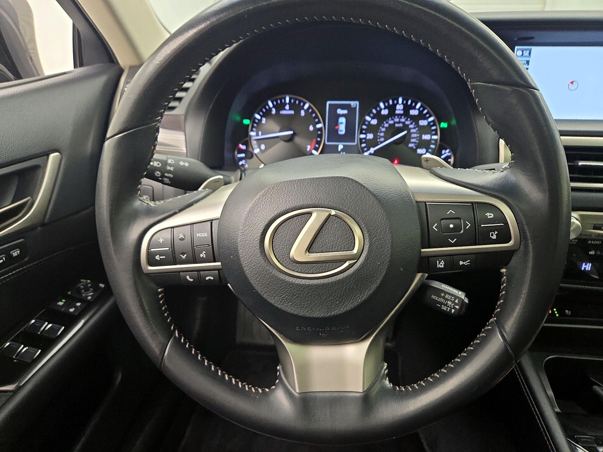 Thumbnail: 2016 Lexus GS - 10