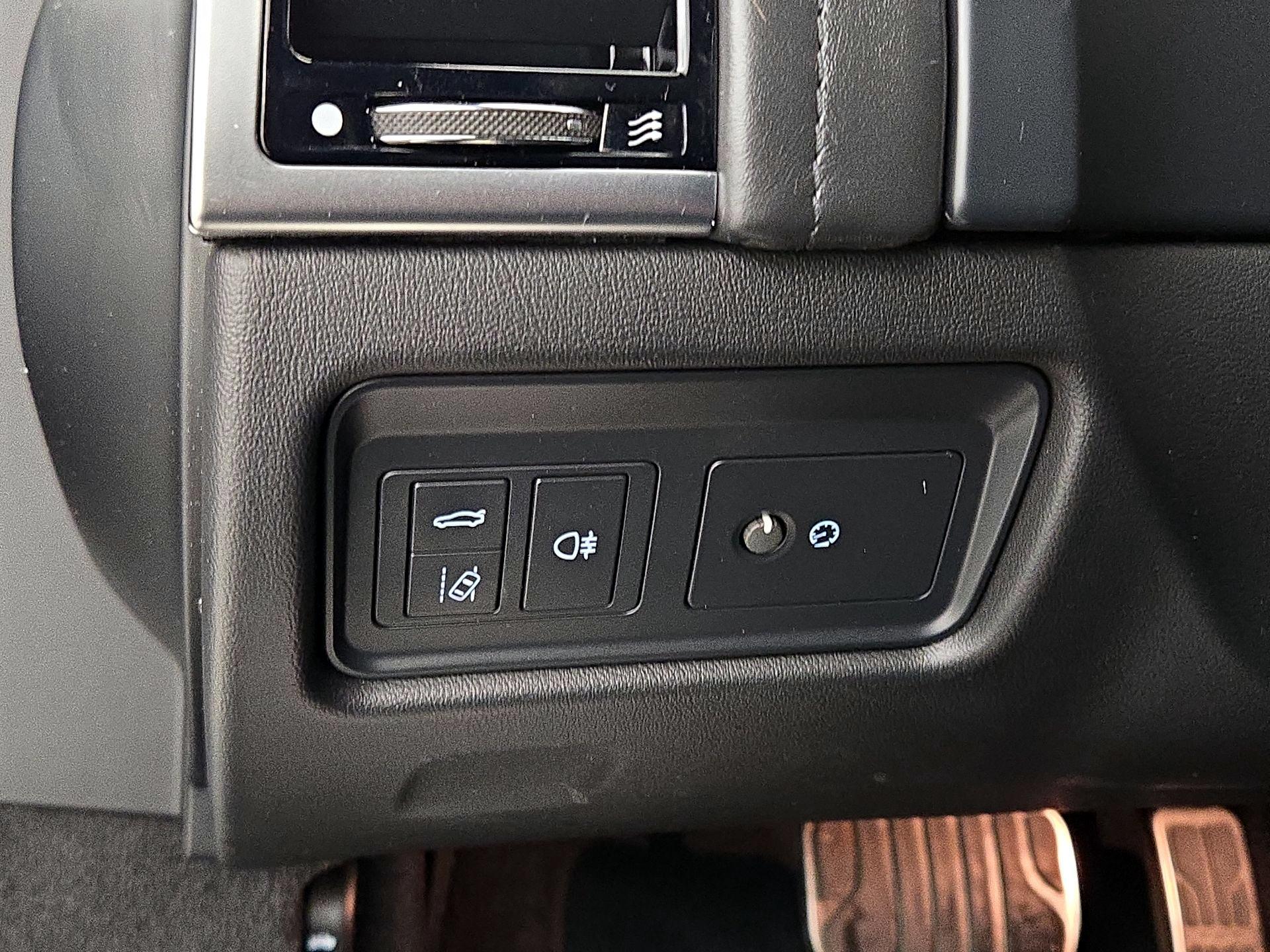 Thumbnail: 2023 Jaguar F-Type - 13