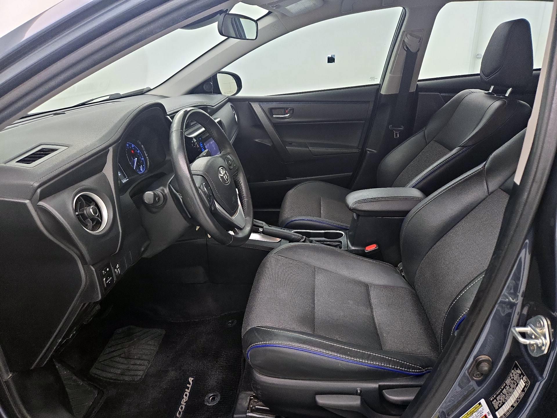 Thumbnail: 2017 Toyota Corolla - 11