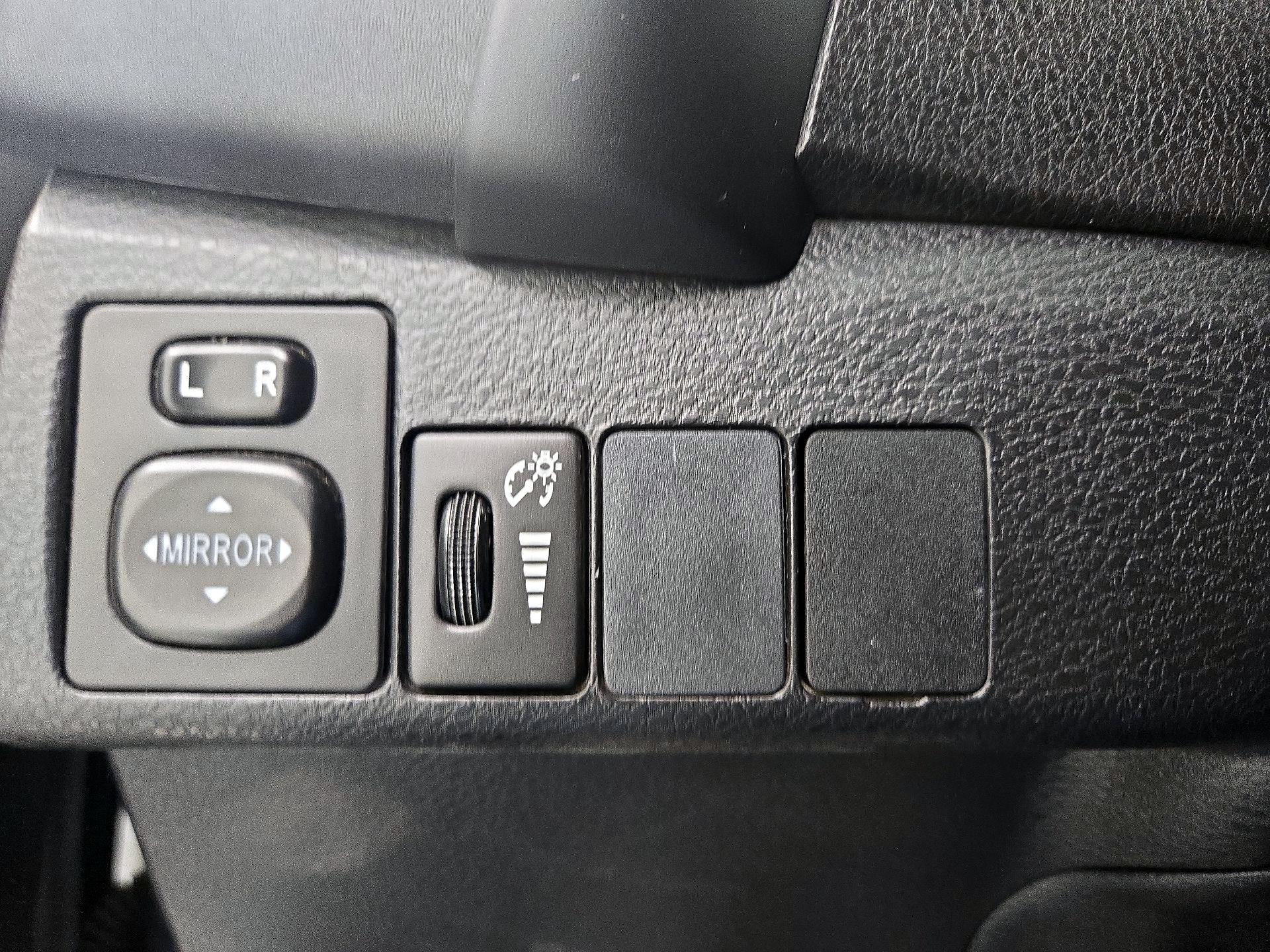 Thumbnail: 2017 Toyota Corolla - 13