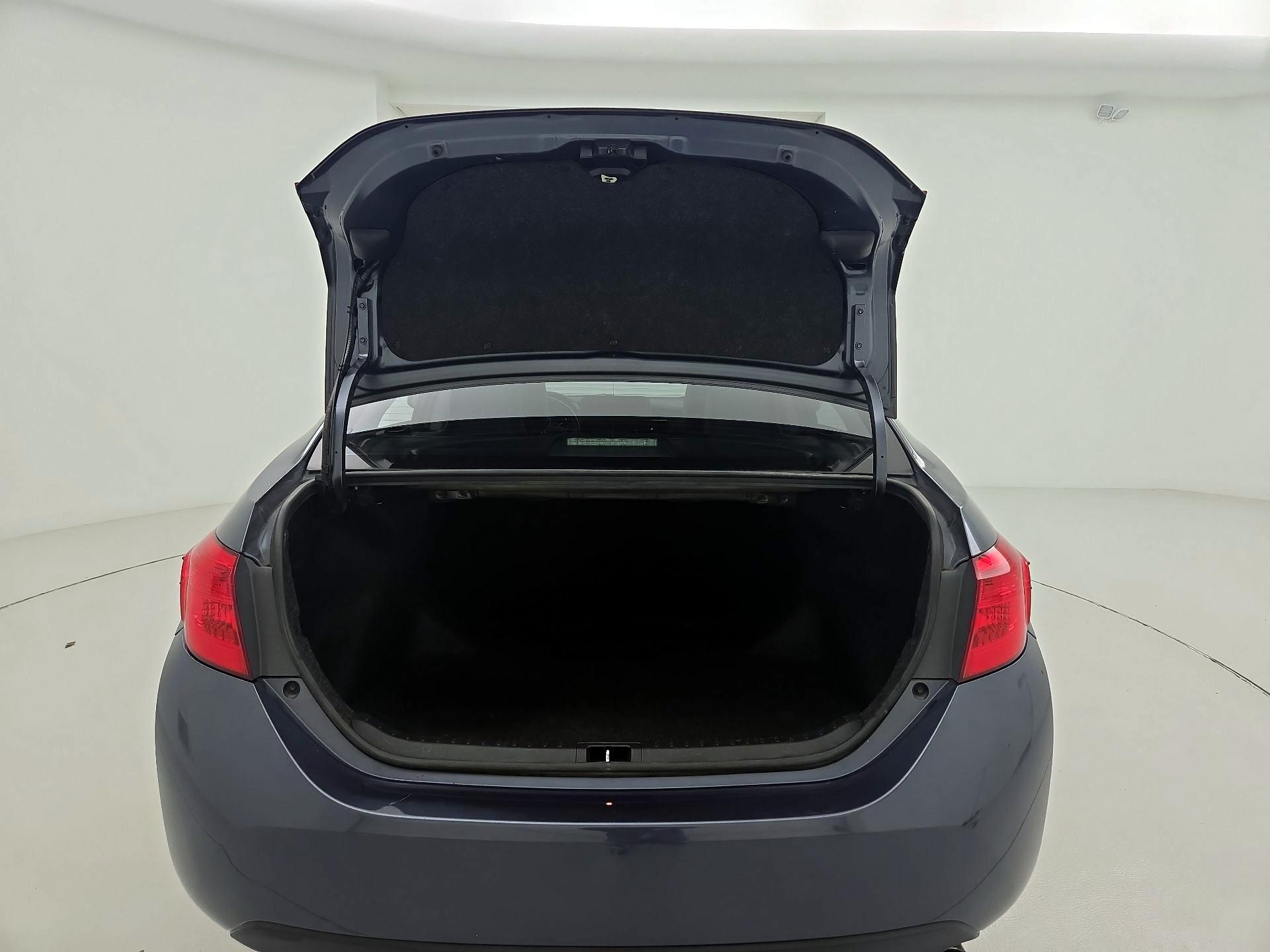 Thumbnail: 2017 Toyota Corolla - 20