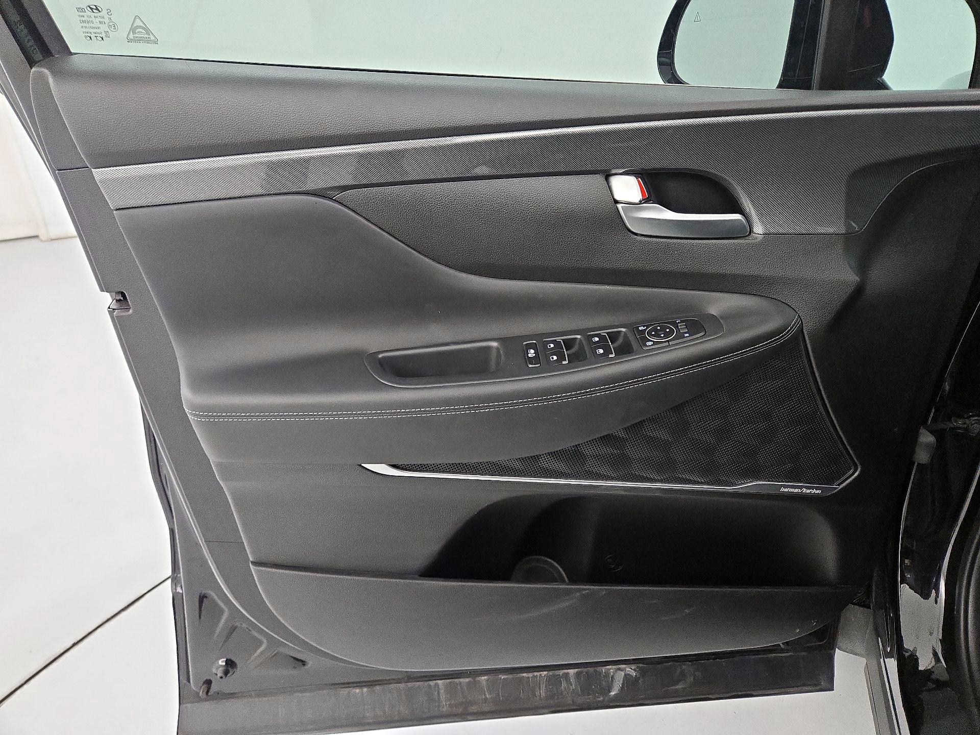 Thumbnail: 2023 Hyundai Santa Fe - 12