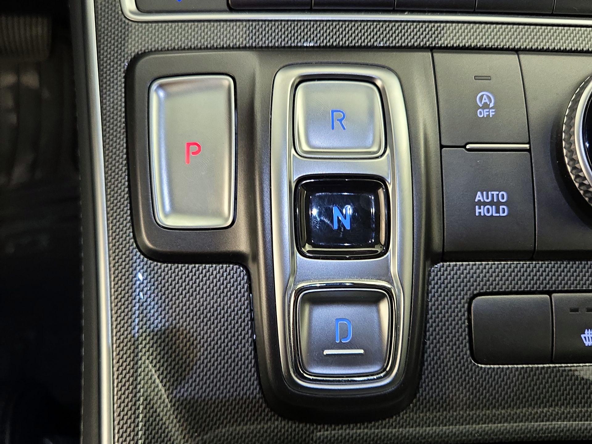 Thumbnail: 2023 Hyundai Santa Fe - 18