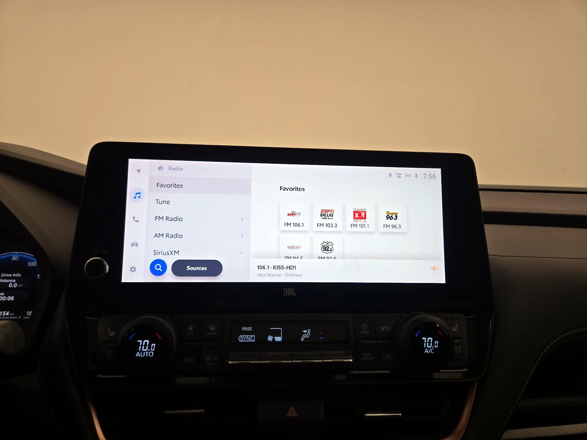 Thumbnail: 2024 Toyota Highlander - 15