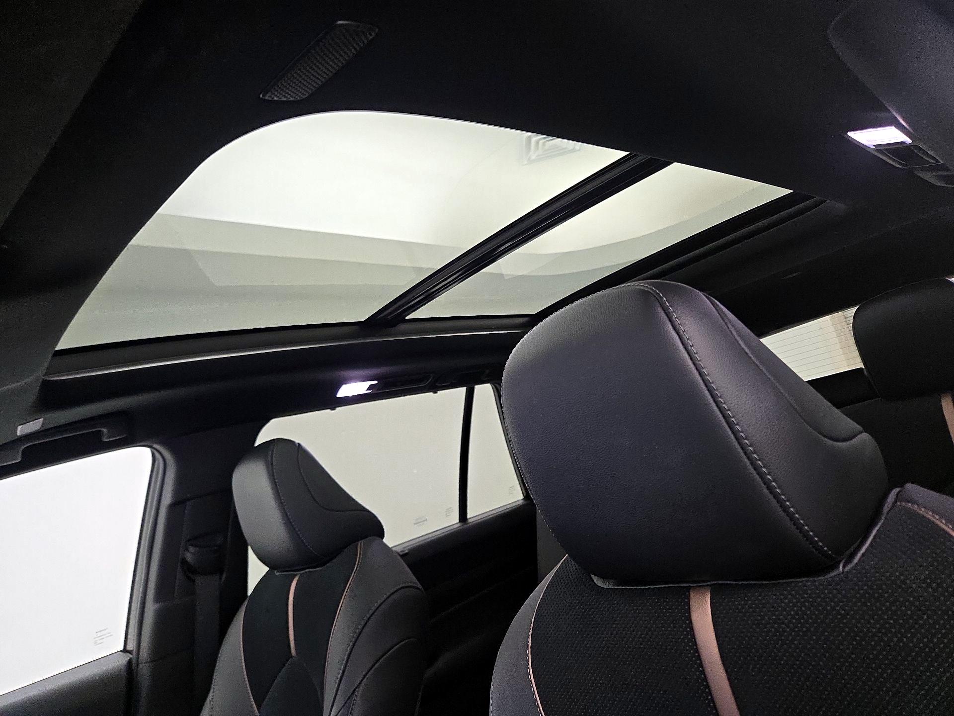 Thumbnail: 2024 Toyota Highlander - 19