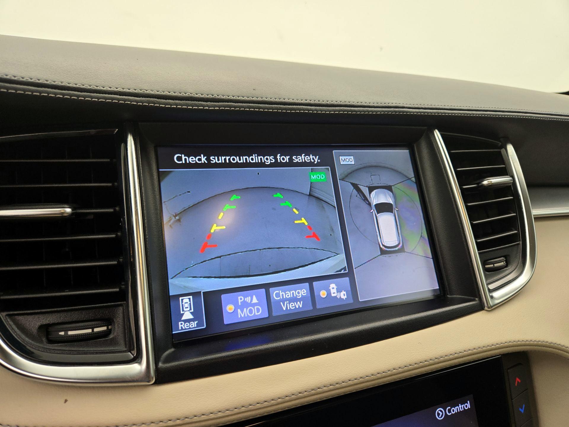 Thumbnail: 2019 INFINITI QX50 - 15