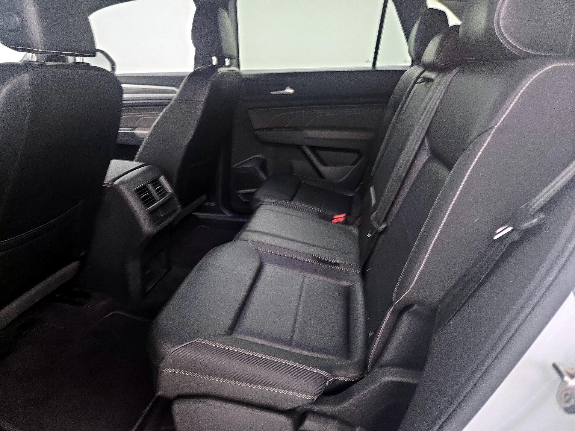 Thumbnail: 2022 Volkswagen Atlas - 19