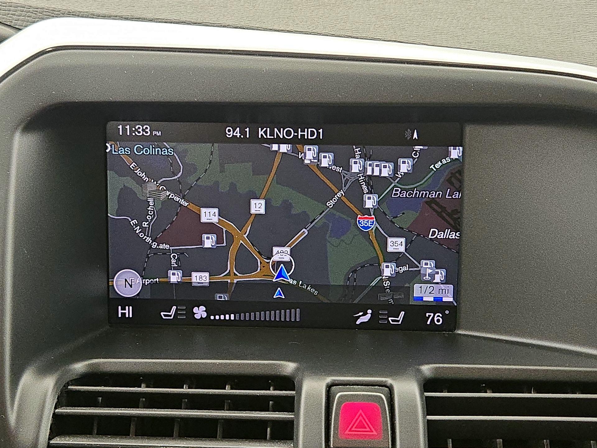 Thumbnail: 2017 Volvo XC60 - 14