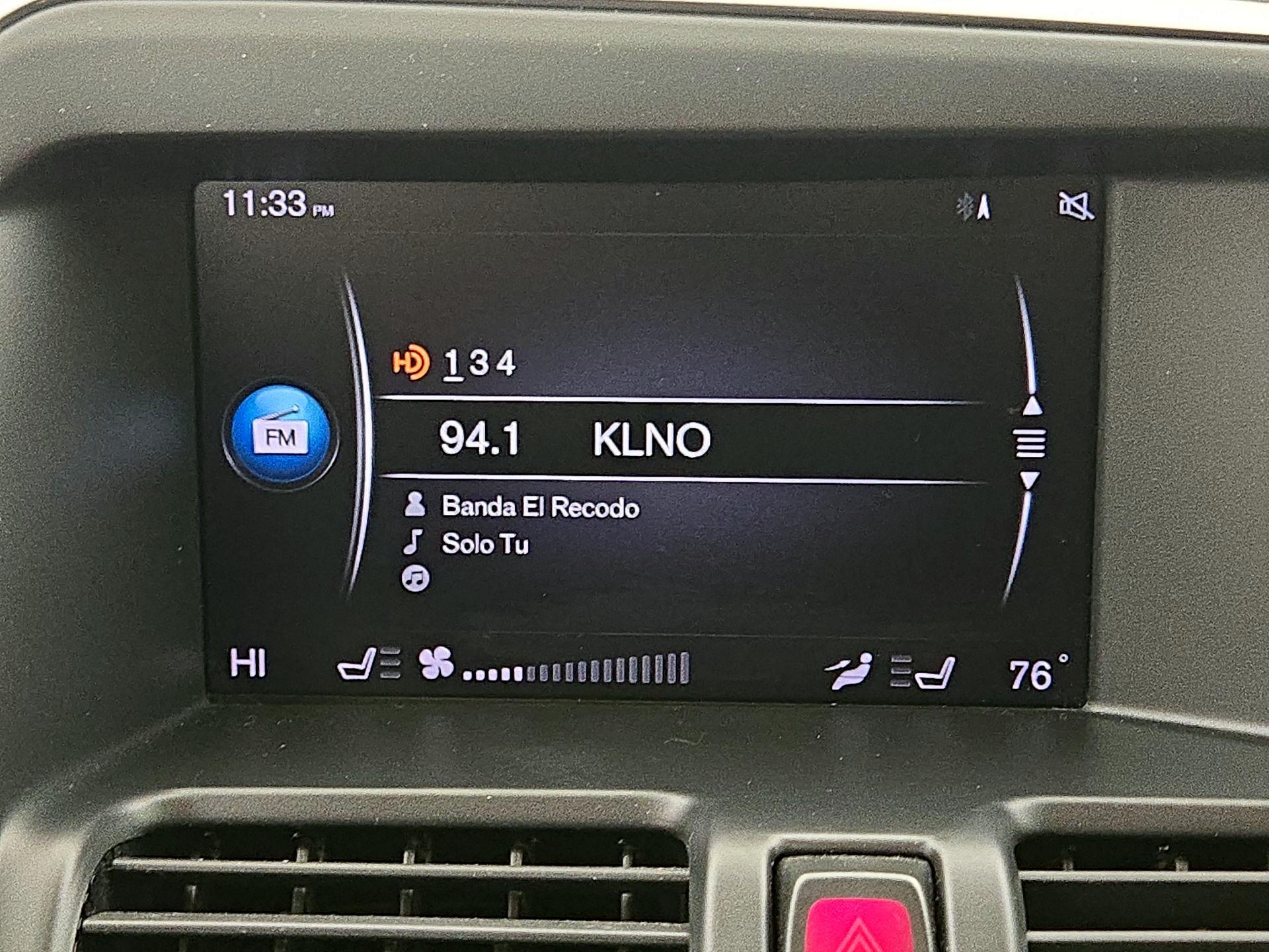 Thumbnail: 2017 Volvo XC60 - 16