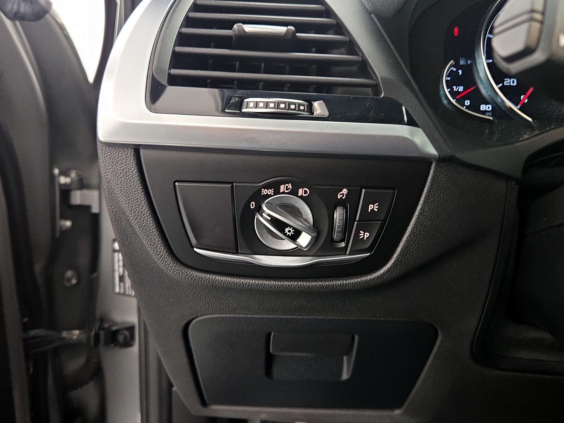 Thumbnail: 2020 BMW X4 - 13