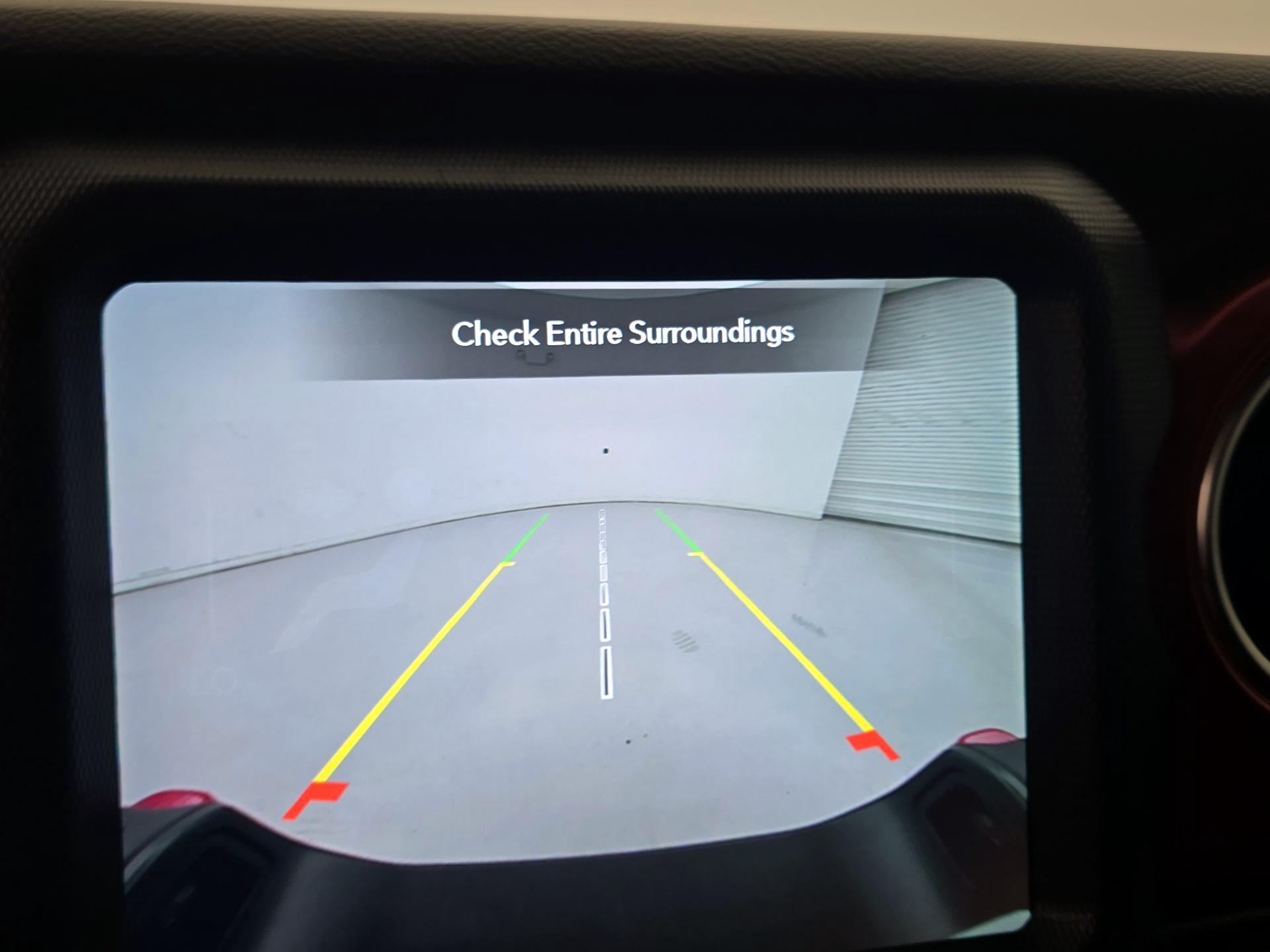 Thumbnail: 2023 Jeep Gladiator - 15