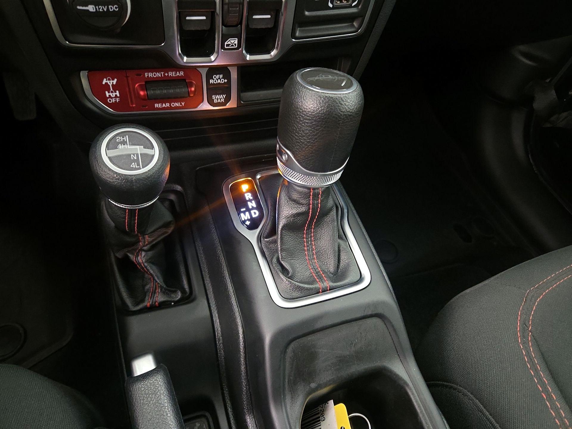 Thumbnail: 2023 Jeep Gladiator - 18