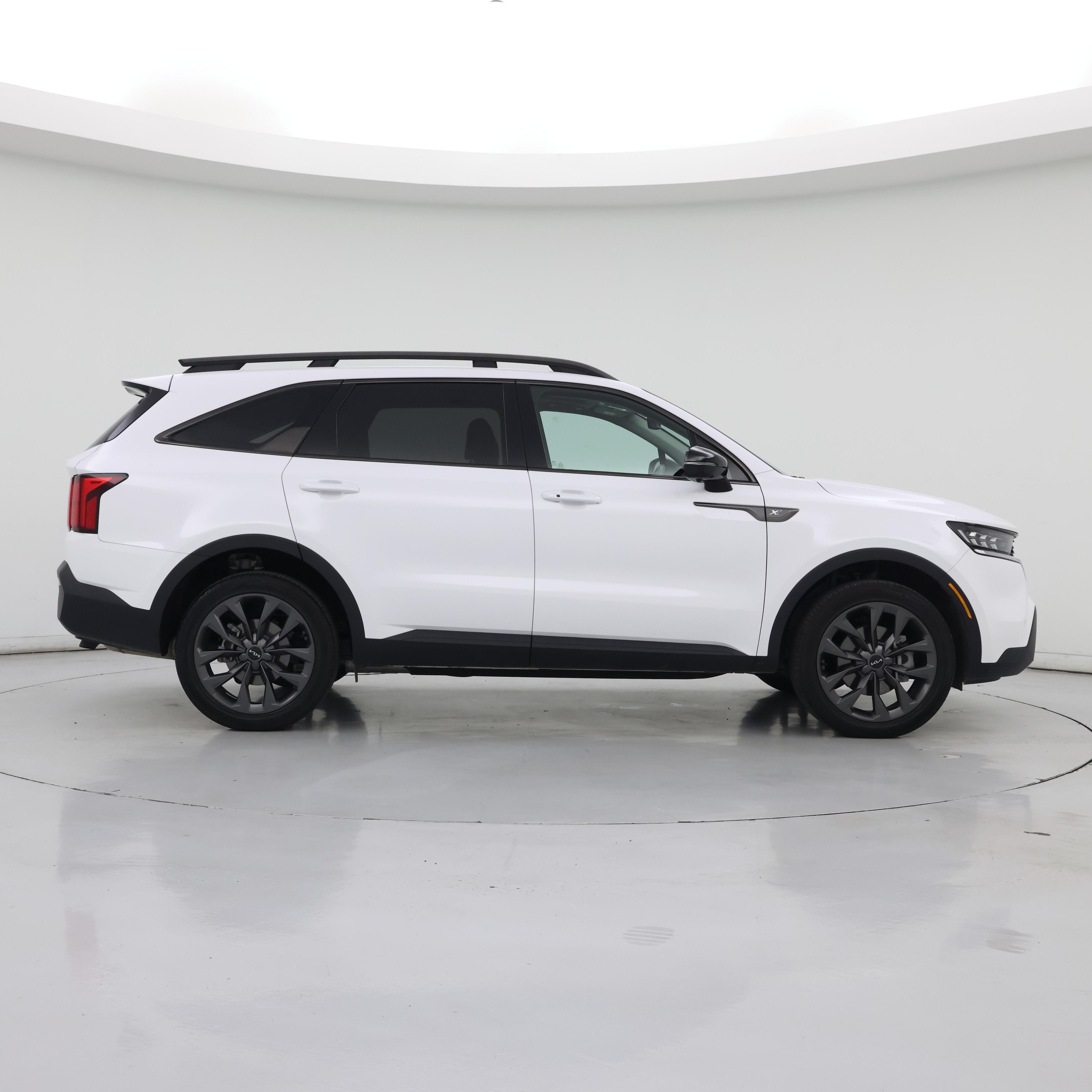 Thumbnail: 2022 Kia Sorento - 7