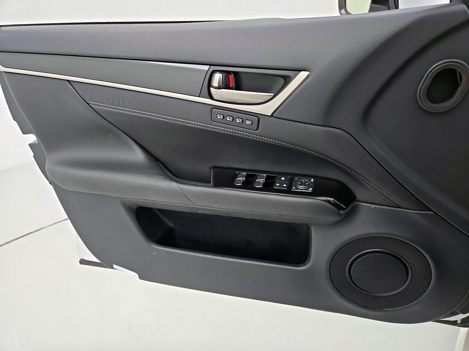 Thumbnail: 2016 Lexus GS - 12