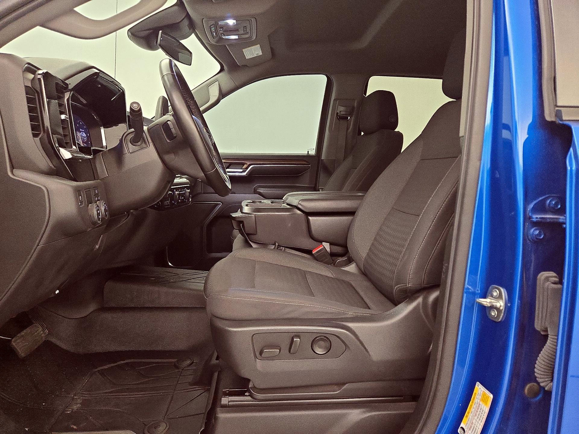 Thumbnail: 2023 Chevrolet Silverado 1500 - 11