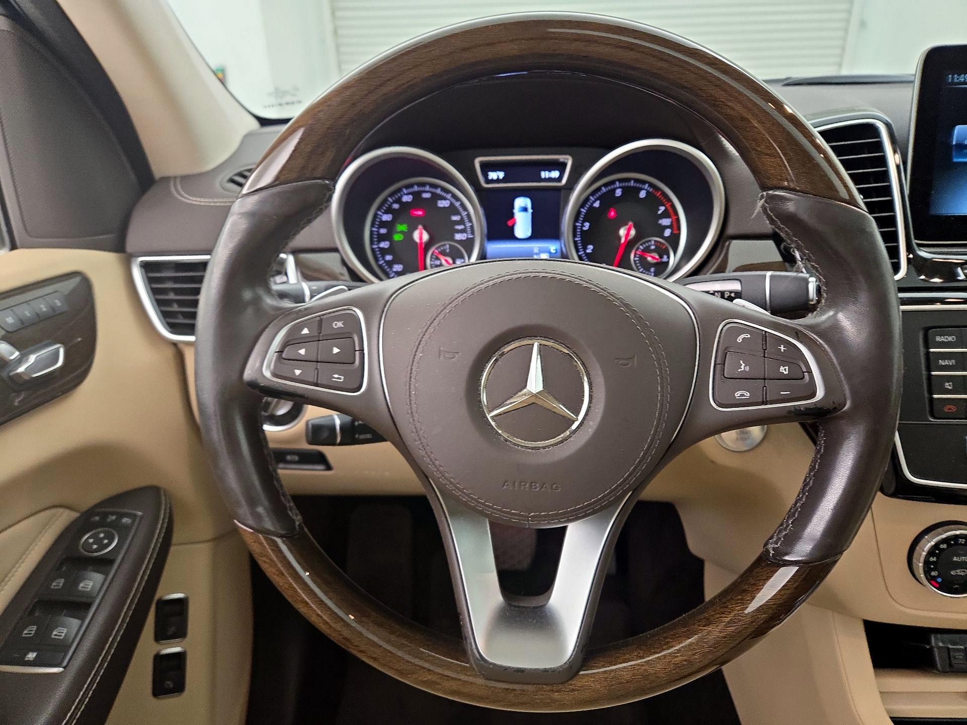 Thumbnail: 2017 Mercedes-Benz GLS - 10