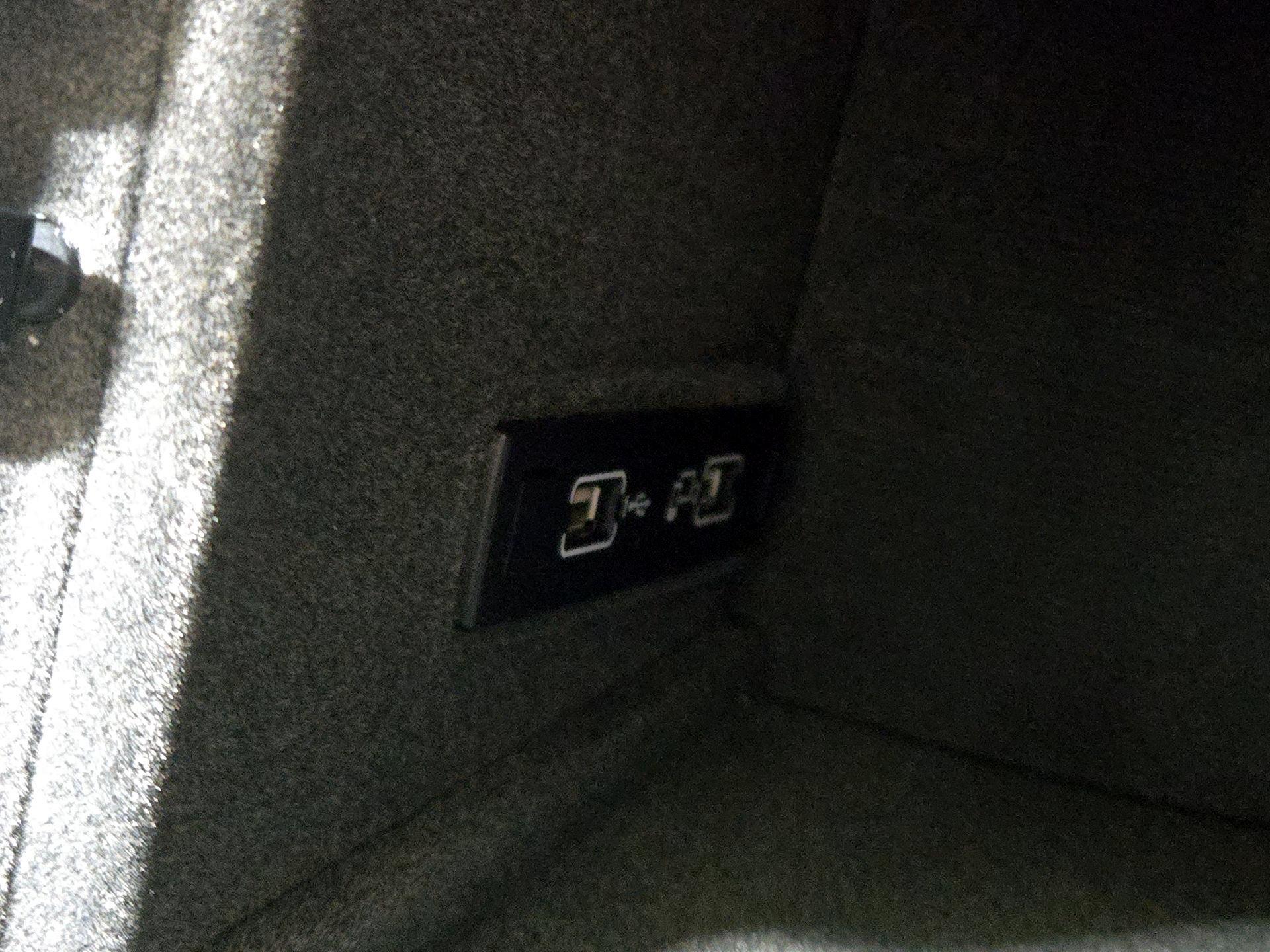 Thumbnail: 2017 Mercedes-Benz GLS - 18