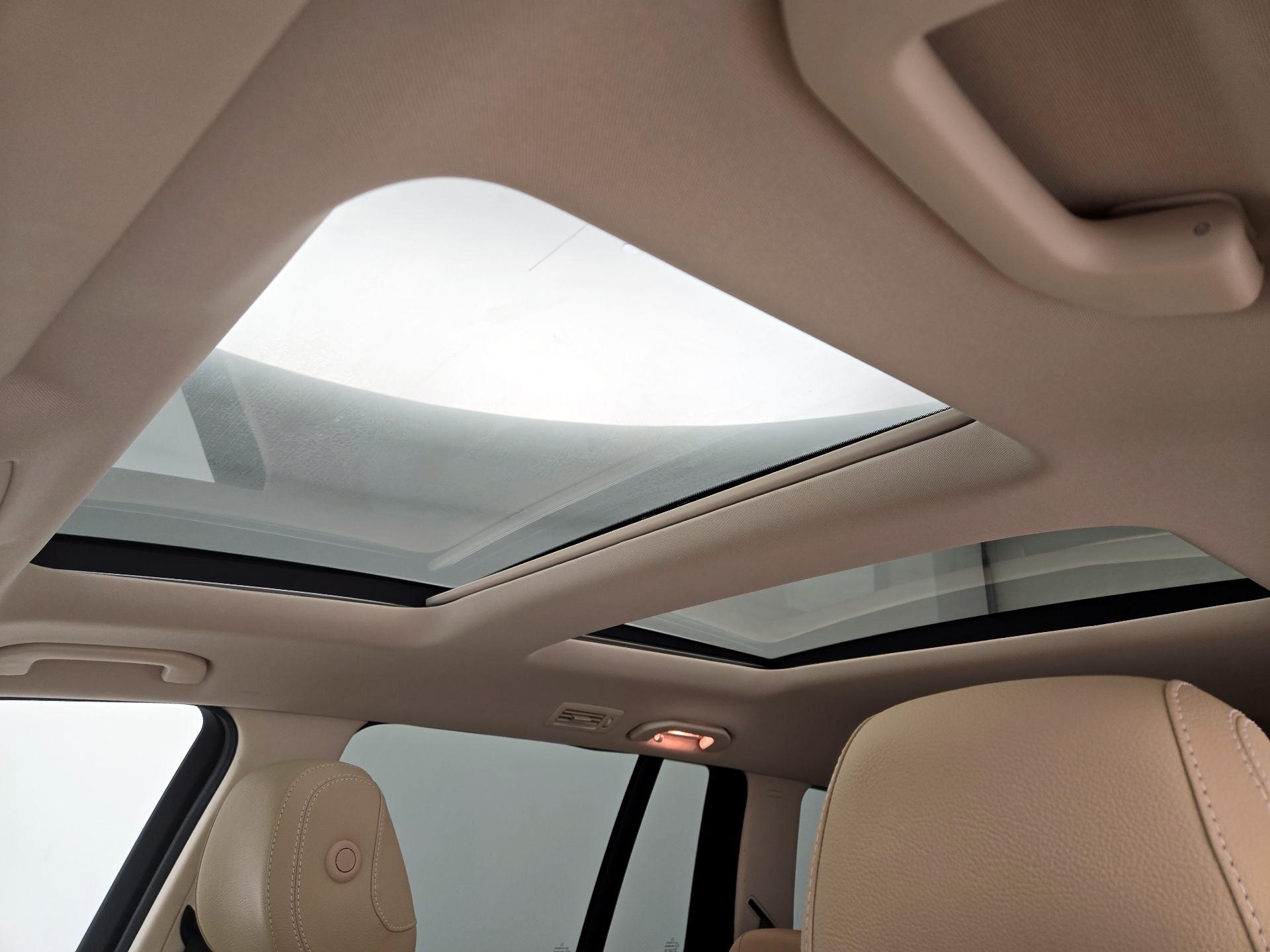 Thumbnail: 2017 Mercedes-Benz GLS - 19