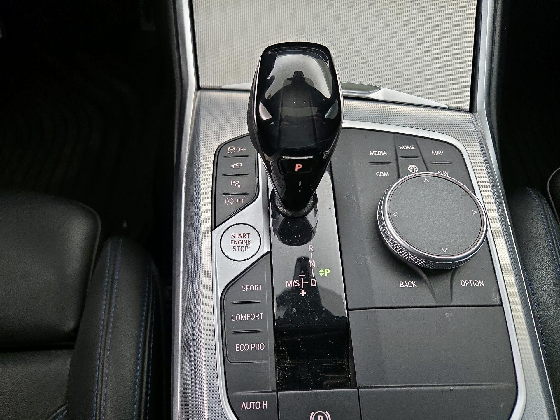 Thumbnail: 2021 BMW 3 Series - 18