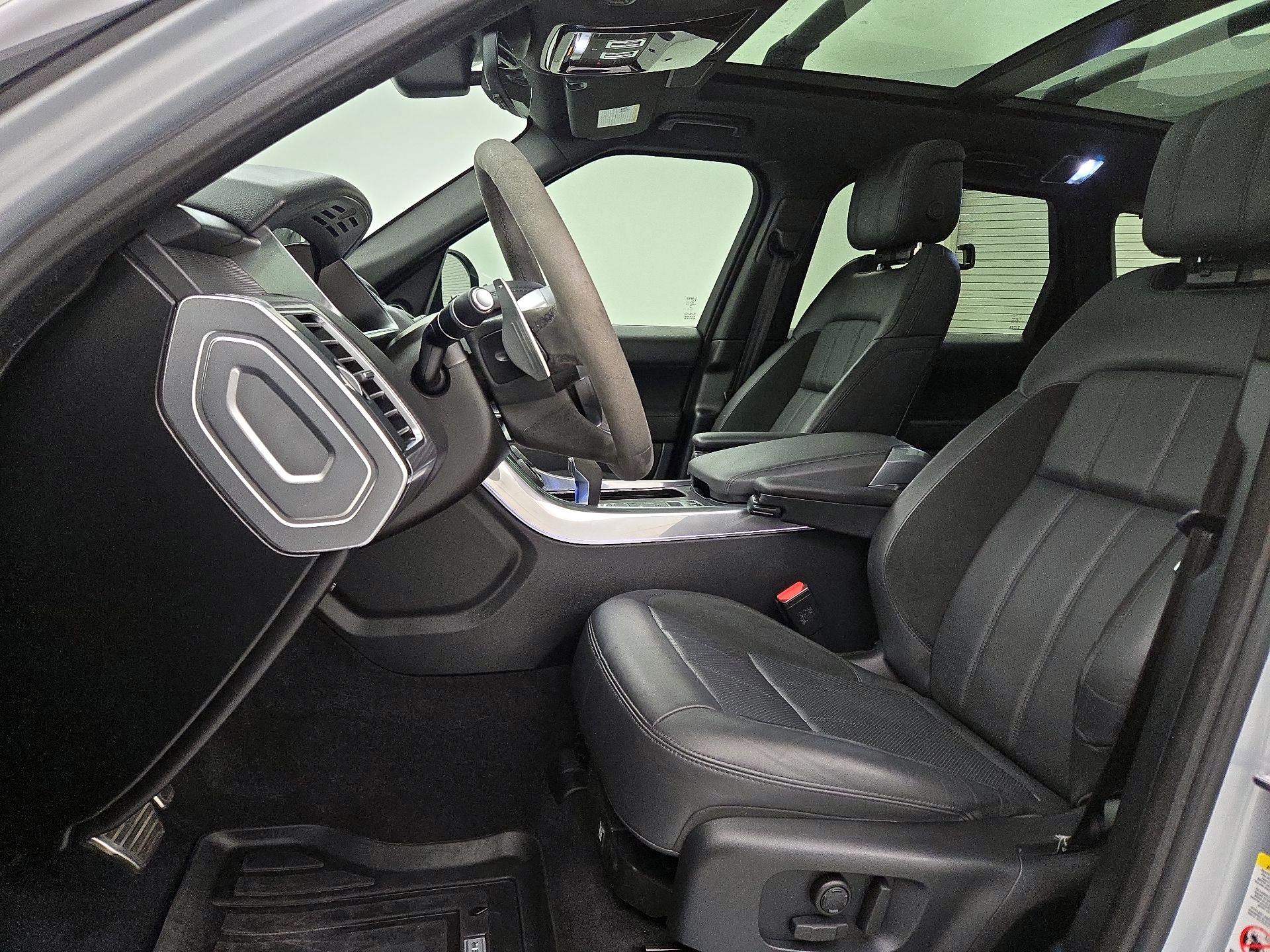 Thumbnail: 2022 Land Rover Range Rover Sport - 11